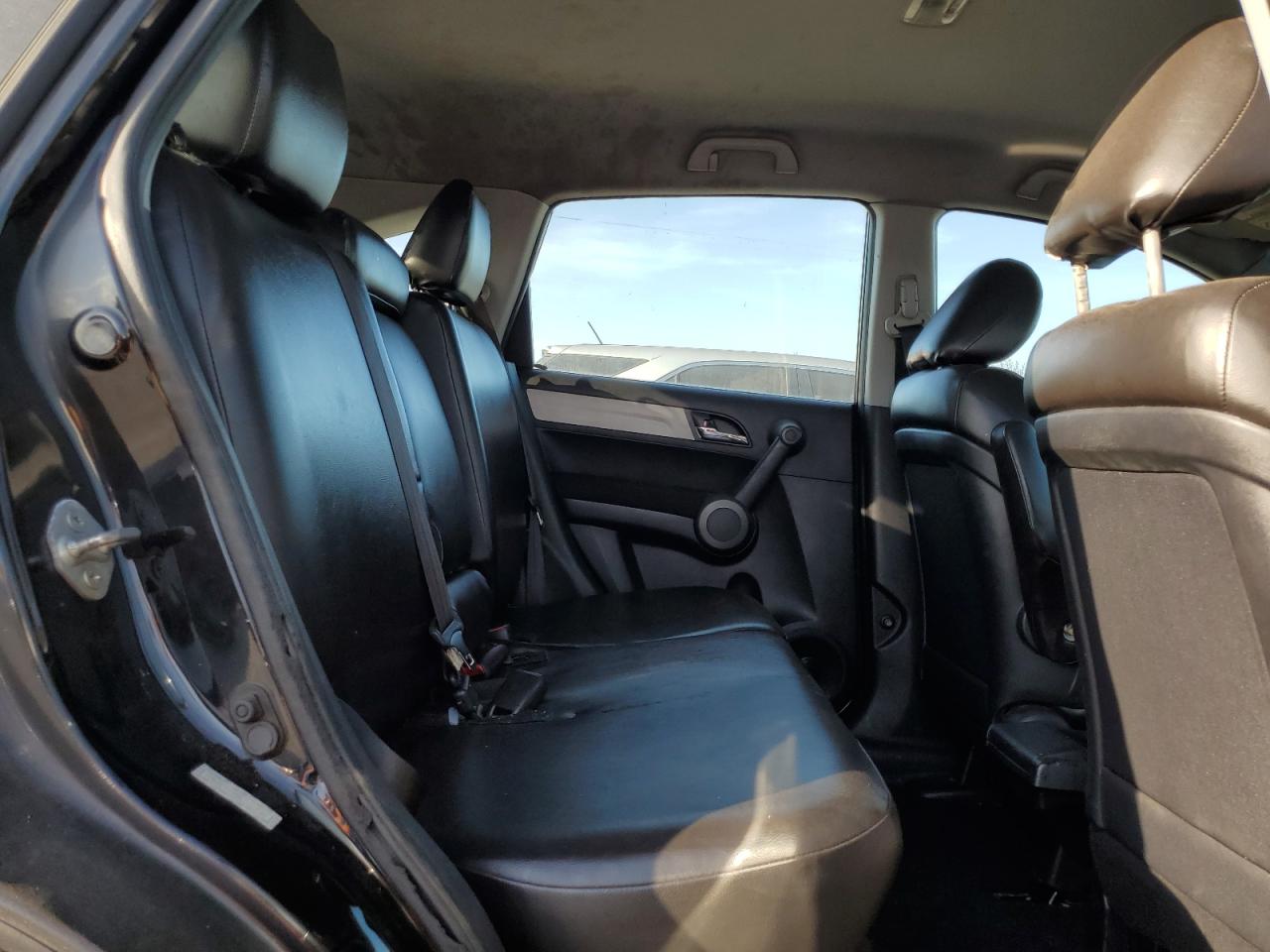 2010 Honda CR-V - Image 11