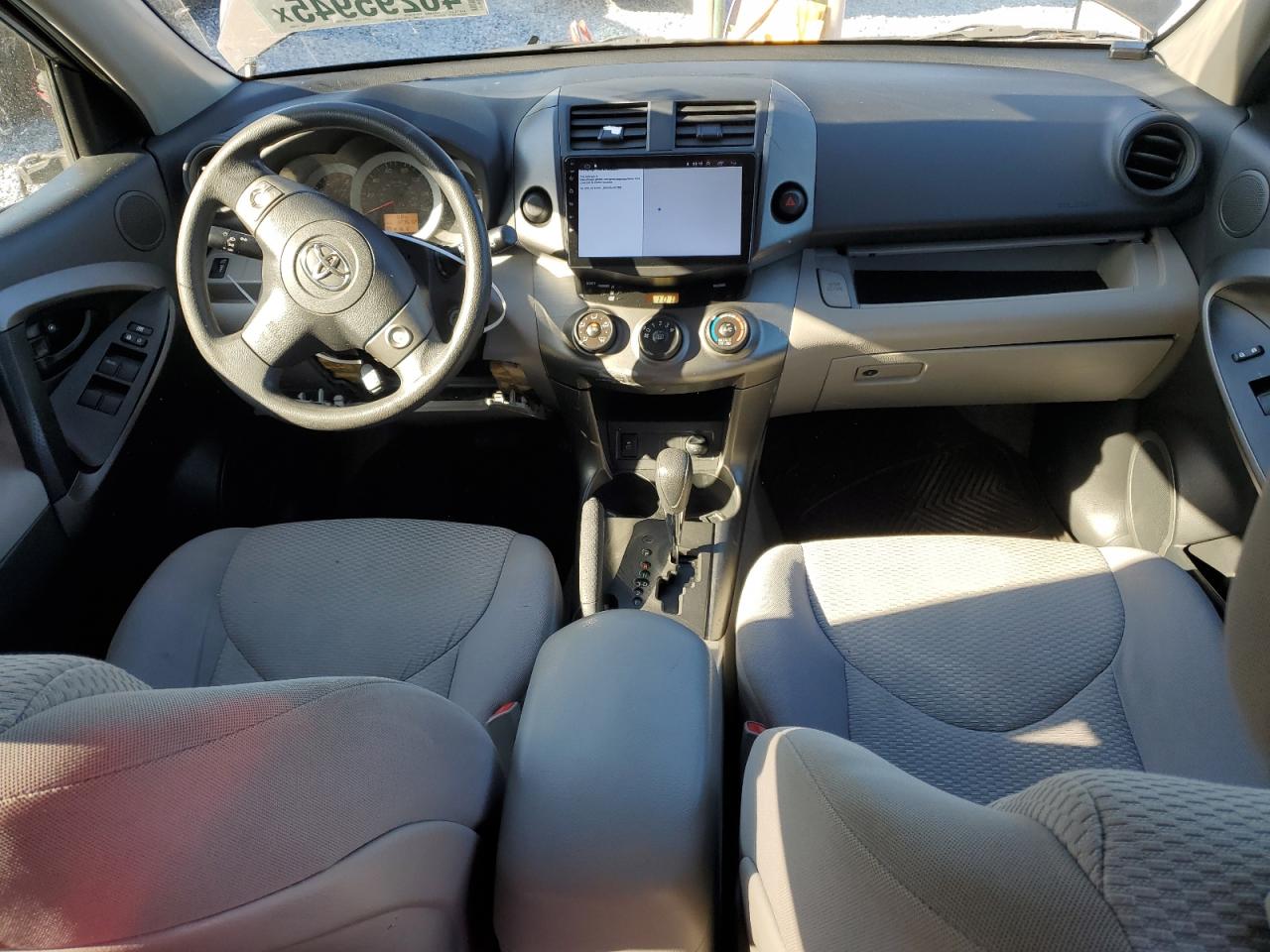 2012 Toyota RAV 4 - Image 8