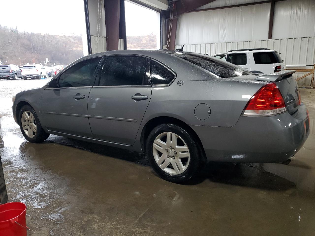 2007 Chevrolet Impala - Image 2