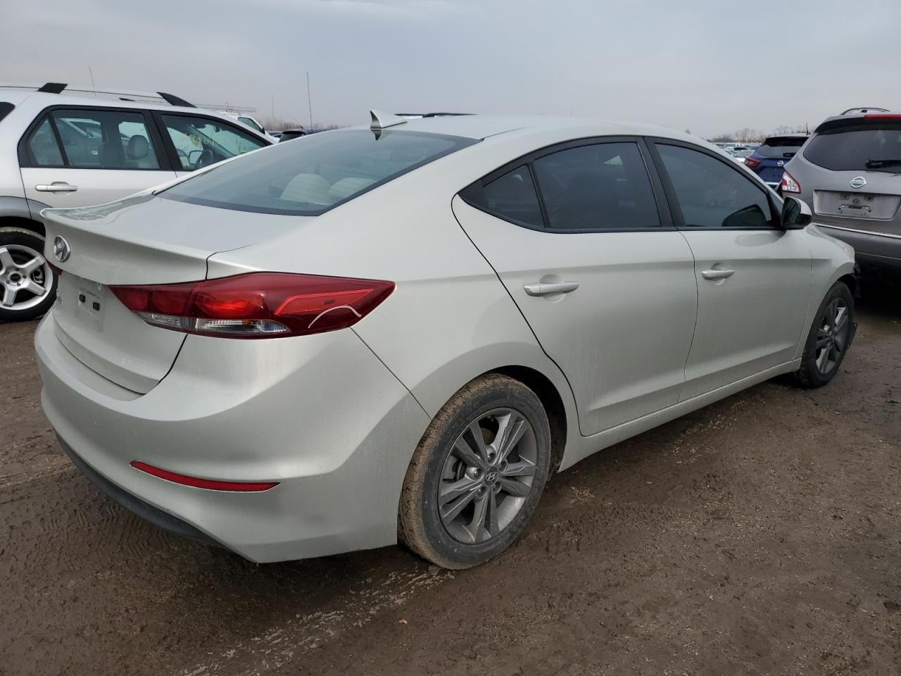 2018 Hyundai Elantra - Image 3