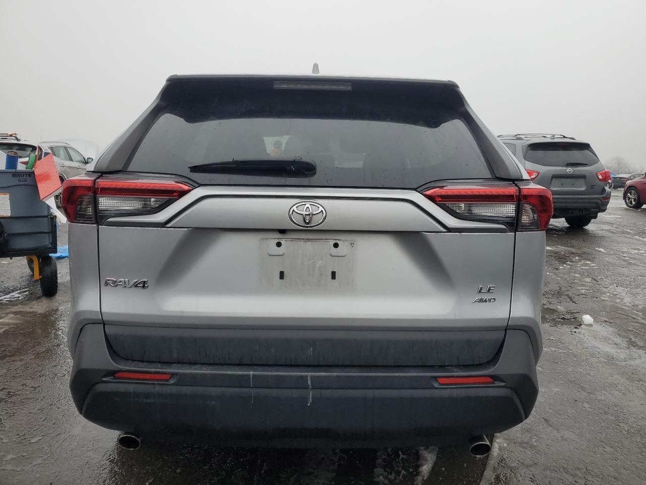 2019 Toyota RAV 4 - Image 6