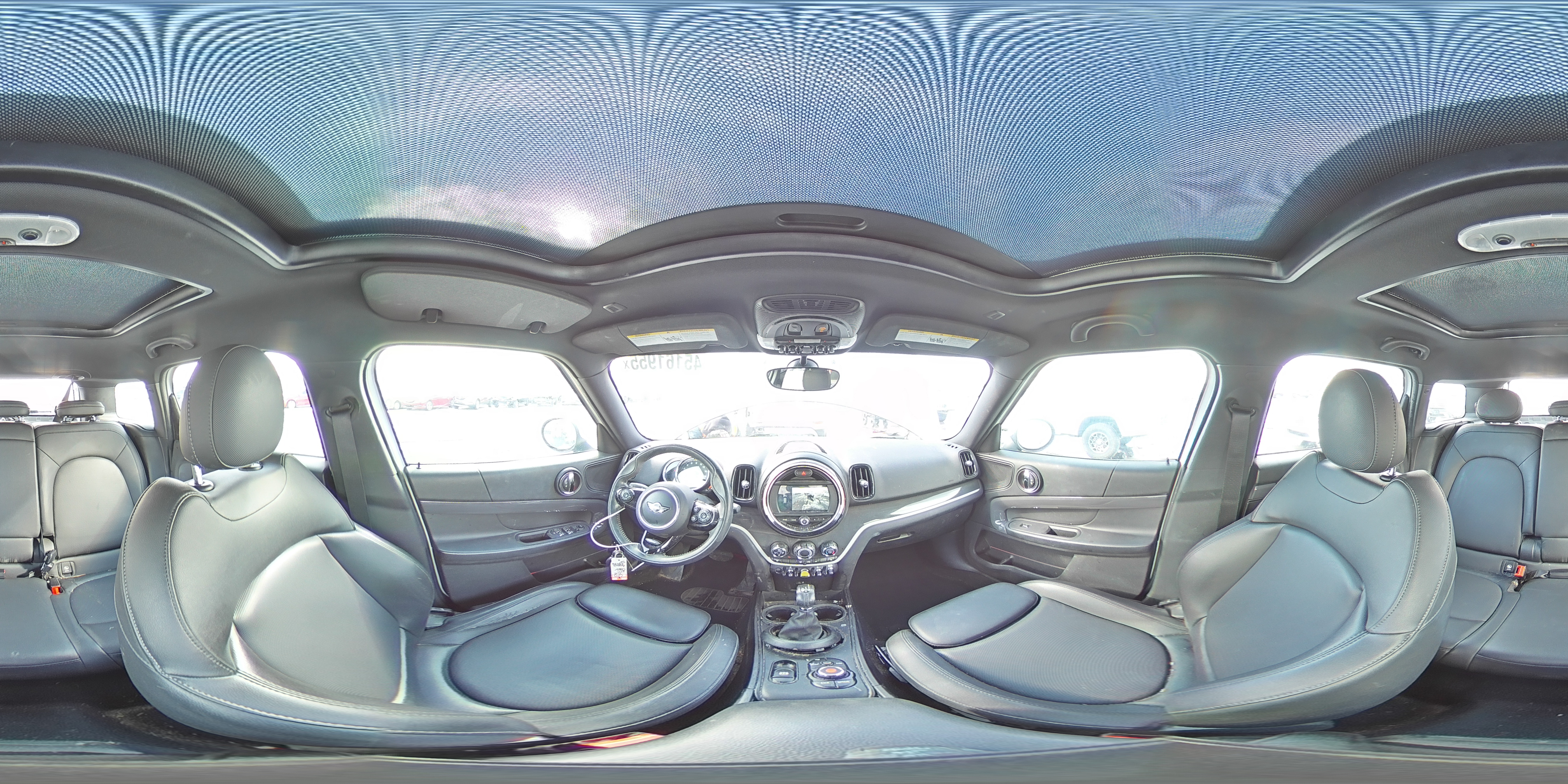 2019 MINI Cooper - Image 15