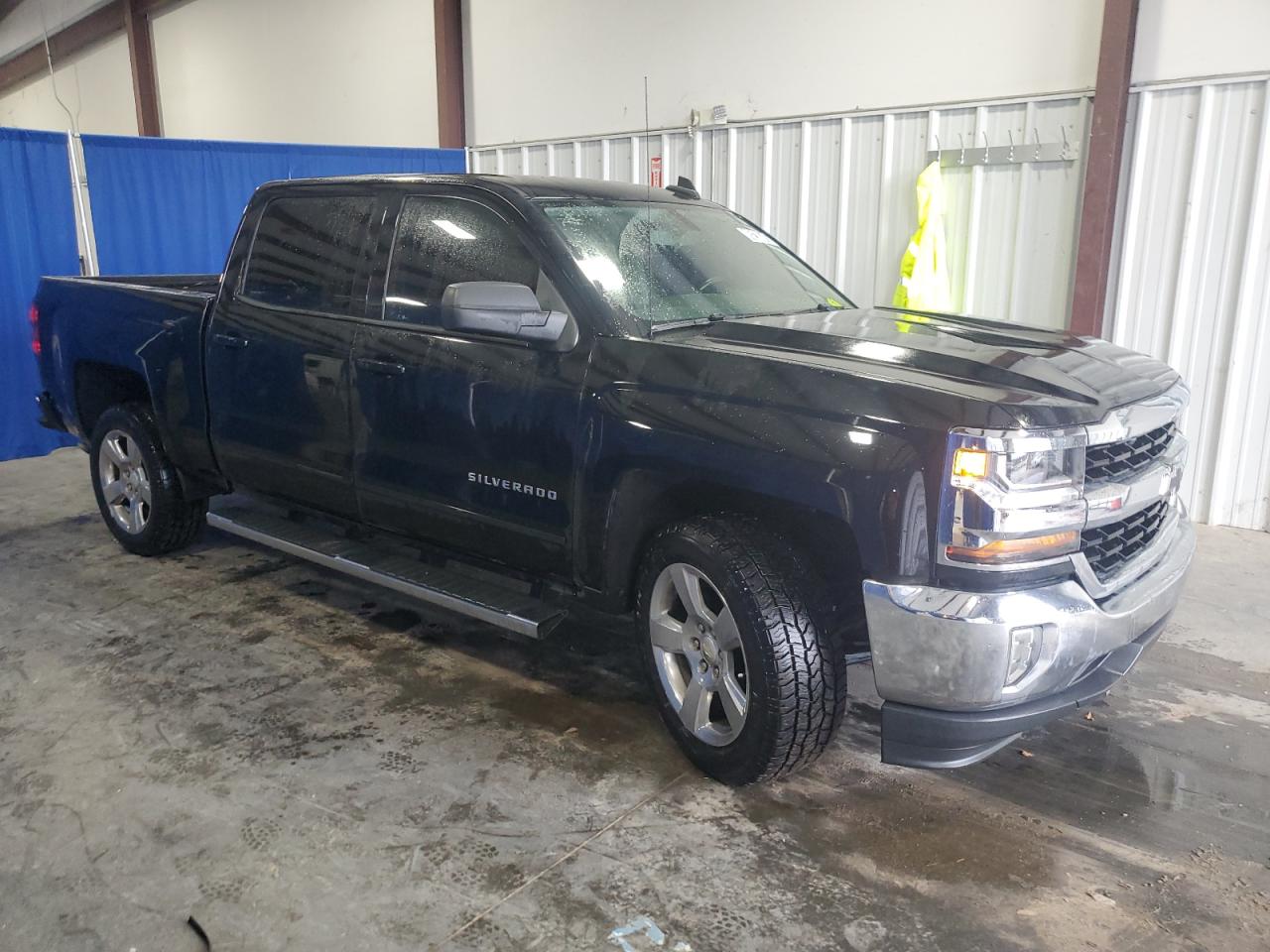 2018 Chevrolet Silverado - Image 4