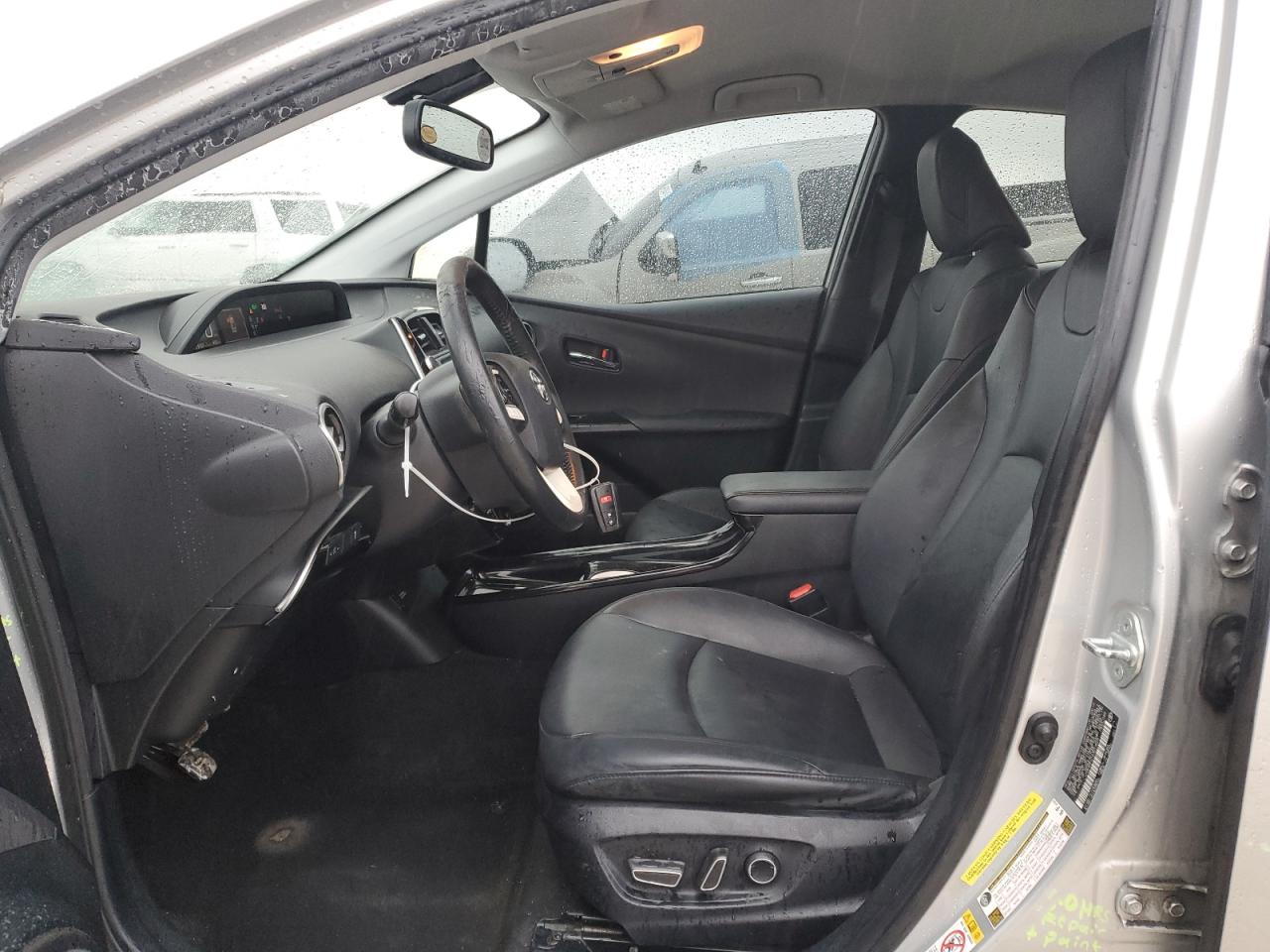 2016 Toyota Prius - Image 7