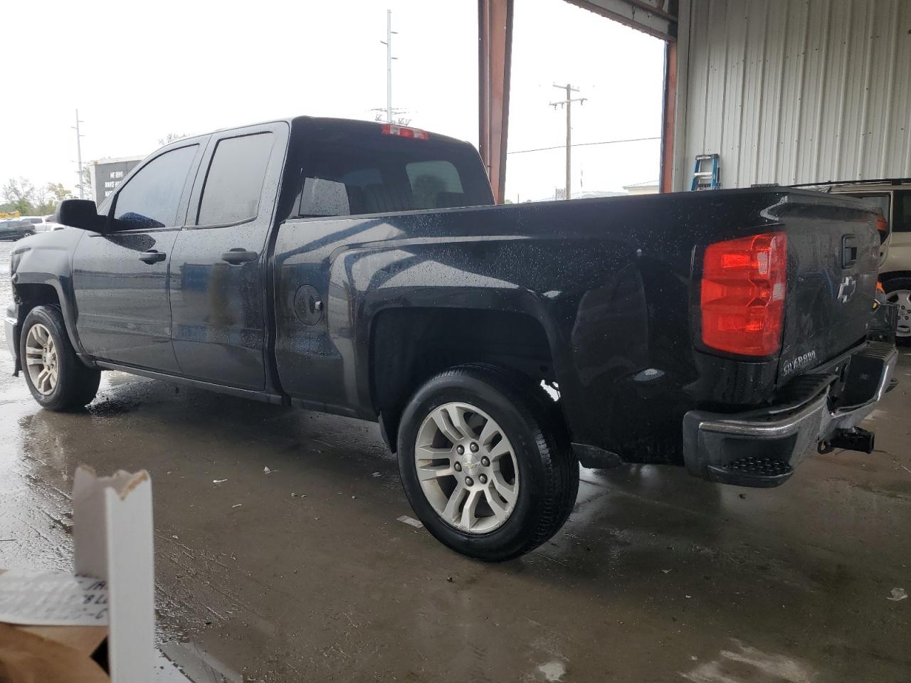 2014 Chevrolet Silverado - Image 2