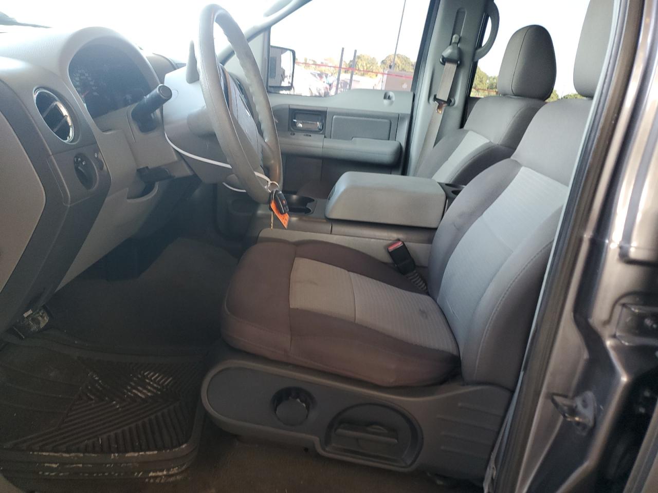 2006 Ford F-150 - Image 7