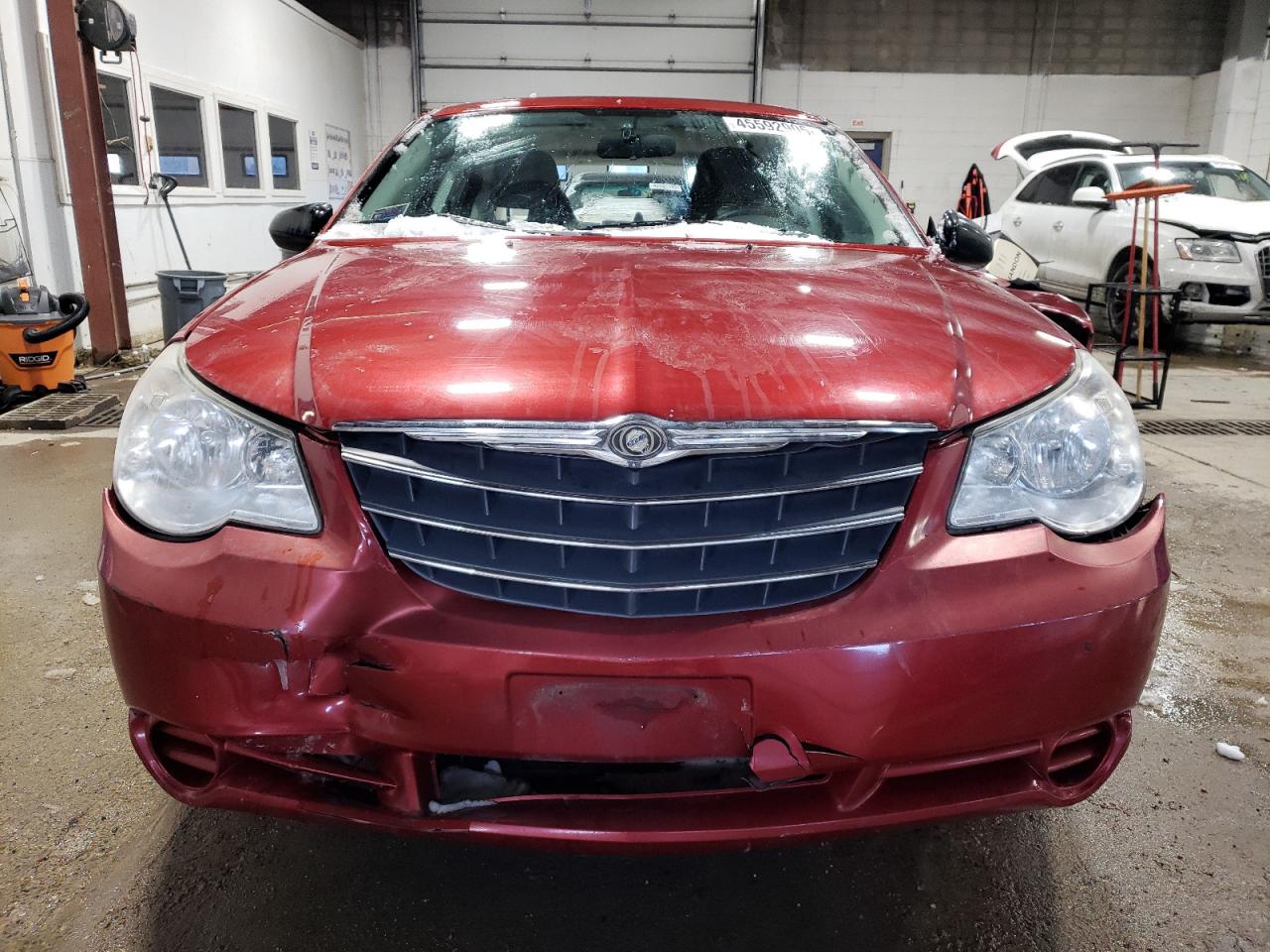 2010 Chrysler Sebring - Image 5