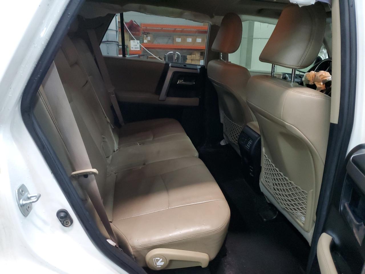 2019 Toyota 4Runner - Image 11