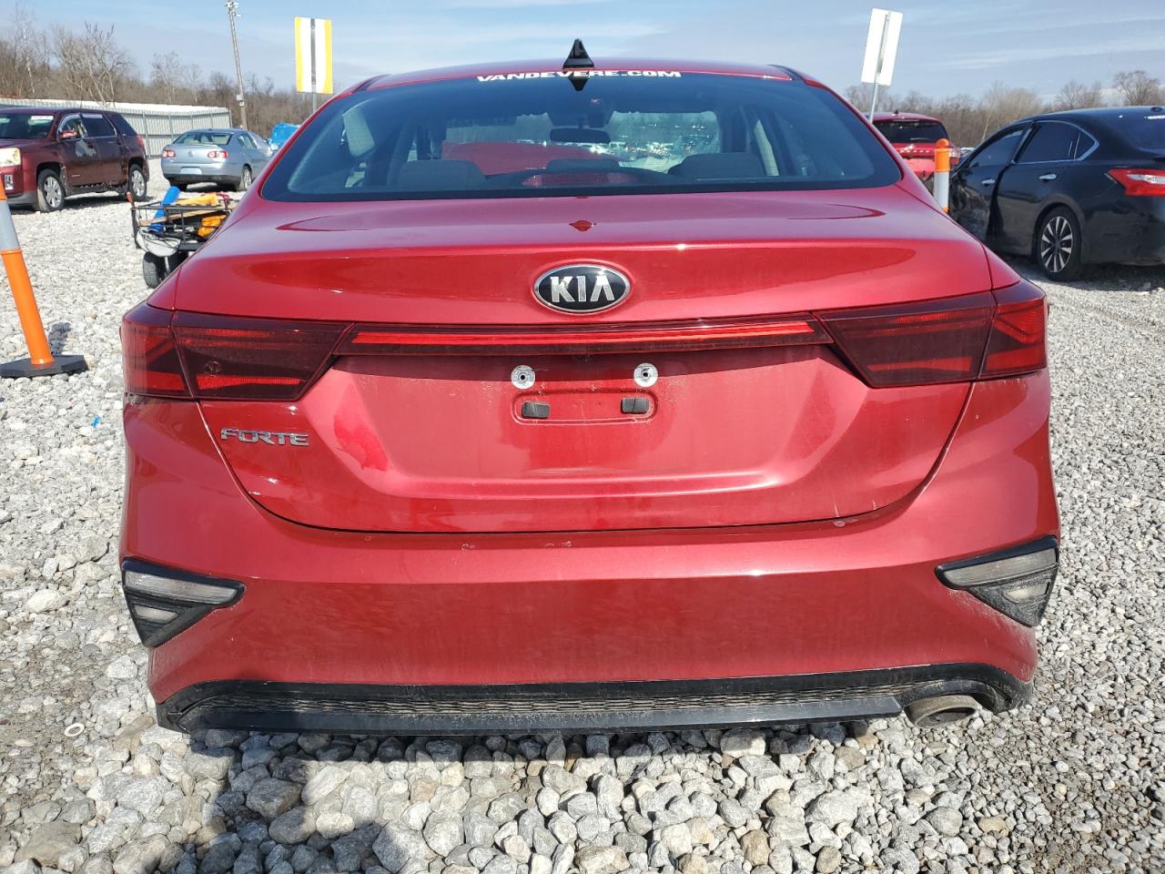 2020 Kia Forte - Image 6