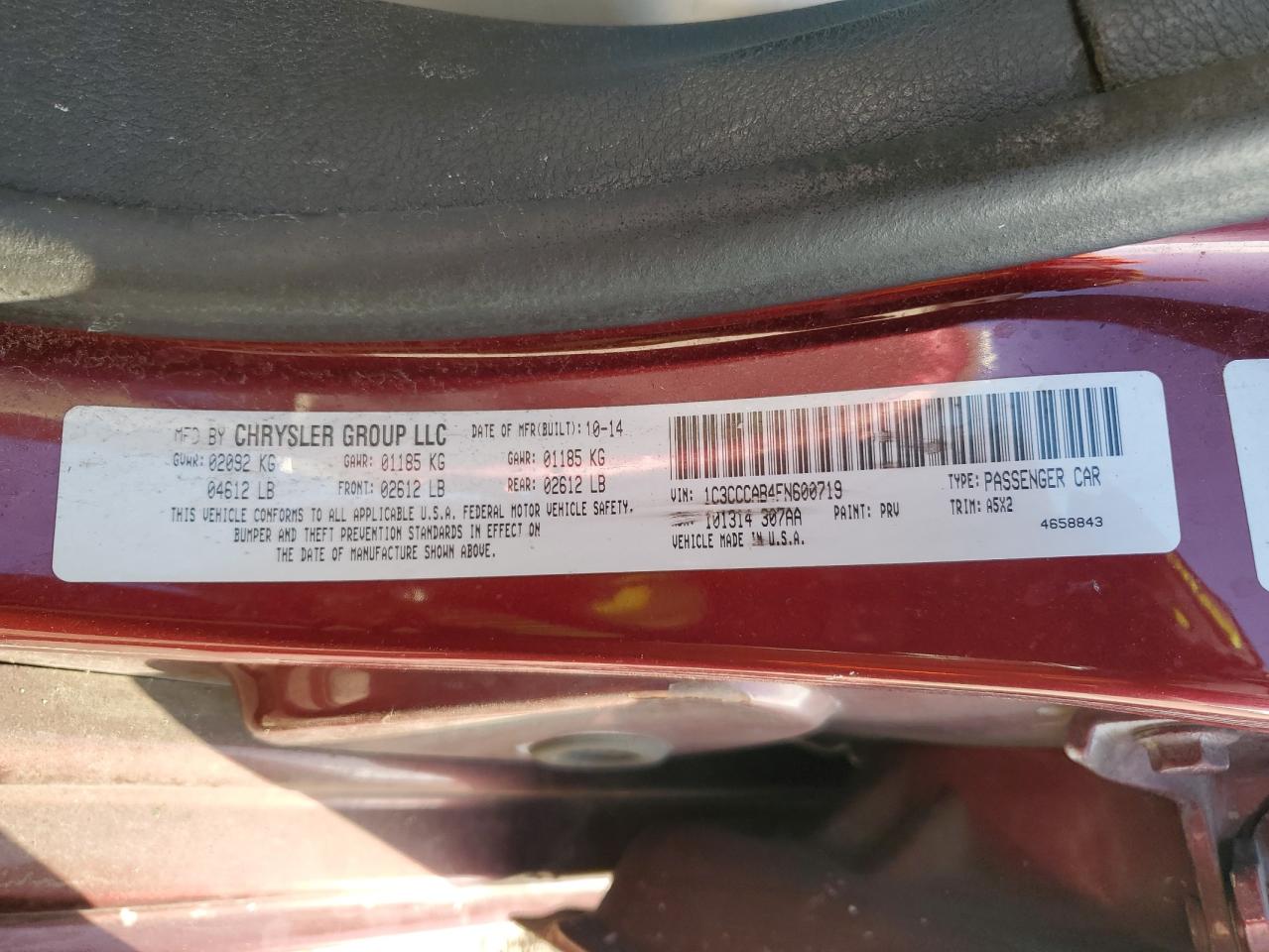 2015 Chrysler 200 - Image 13