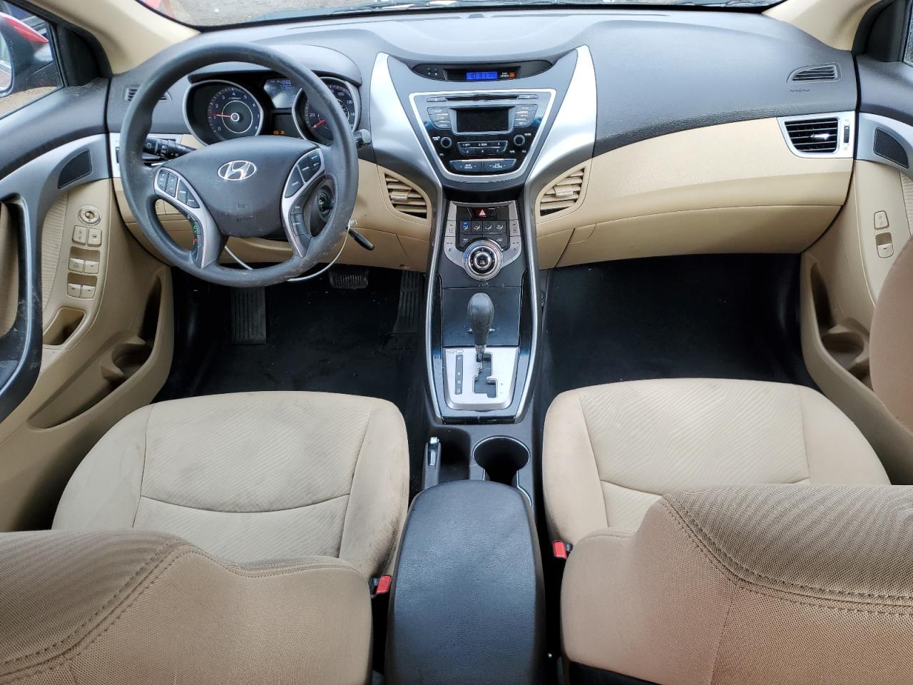 2013 Hyundai Elantra - Image 8