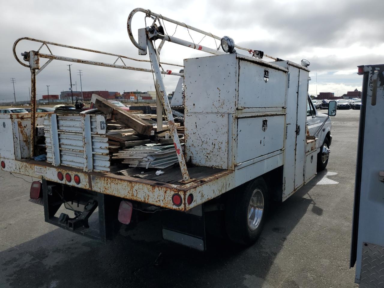 1996 Ford F350 - Image 3