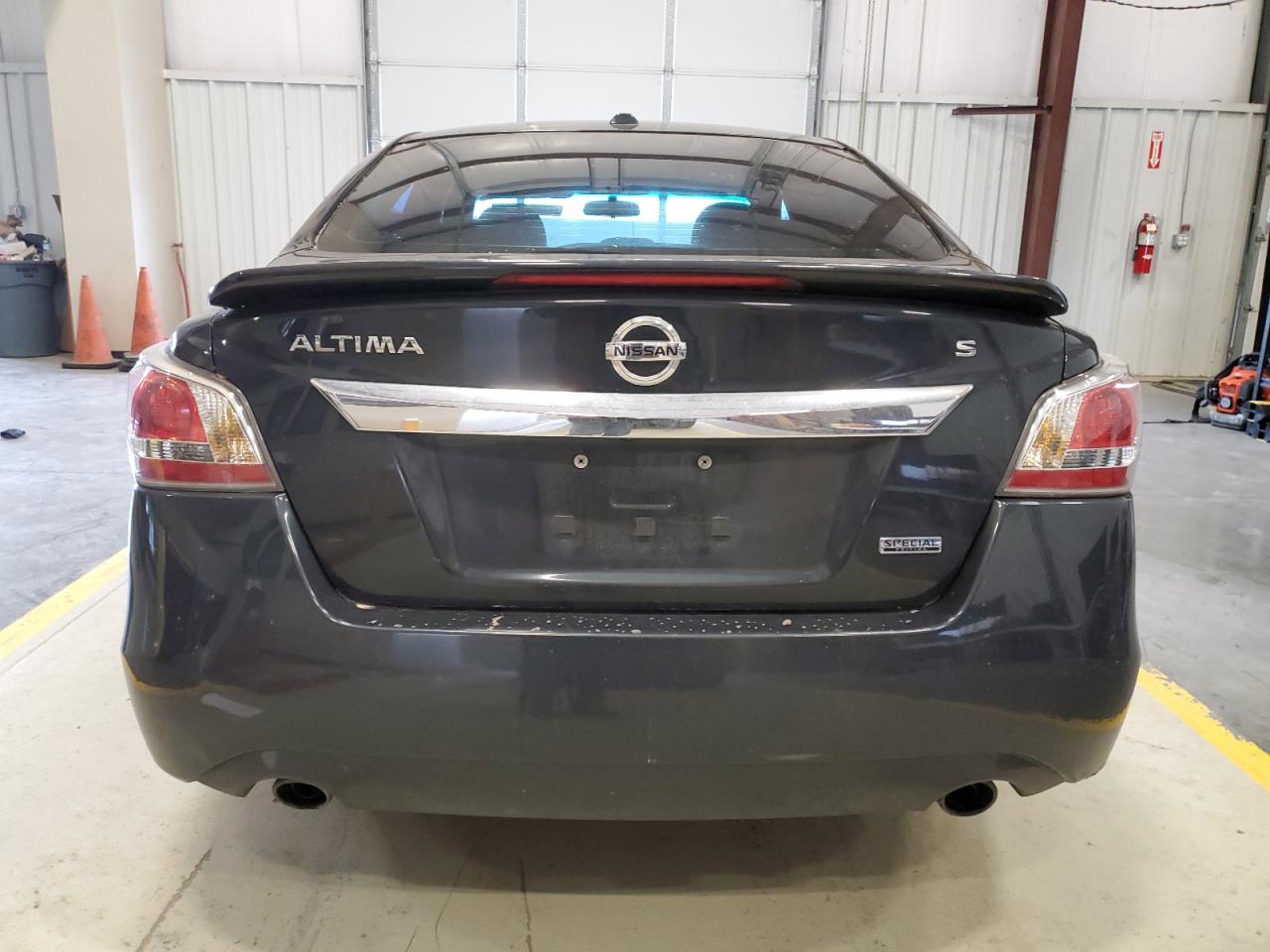 2015 Nissan Altima - Image 6