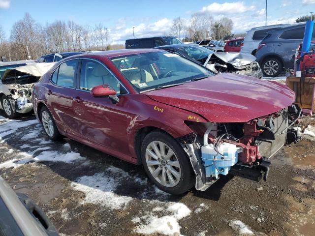  TOYOTA CAMRY 2019 Красный