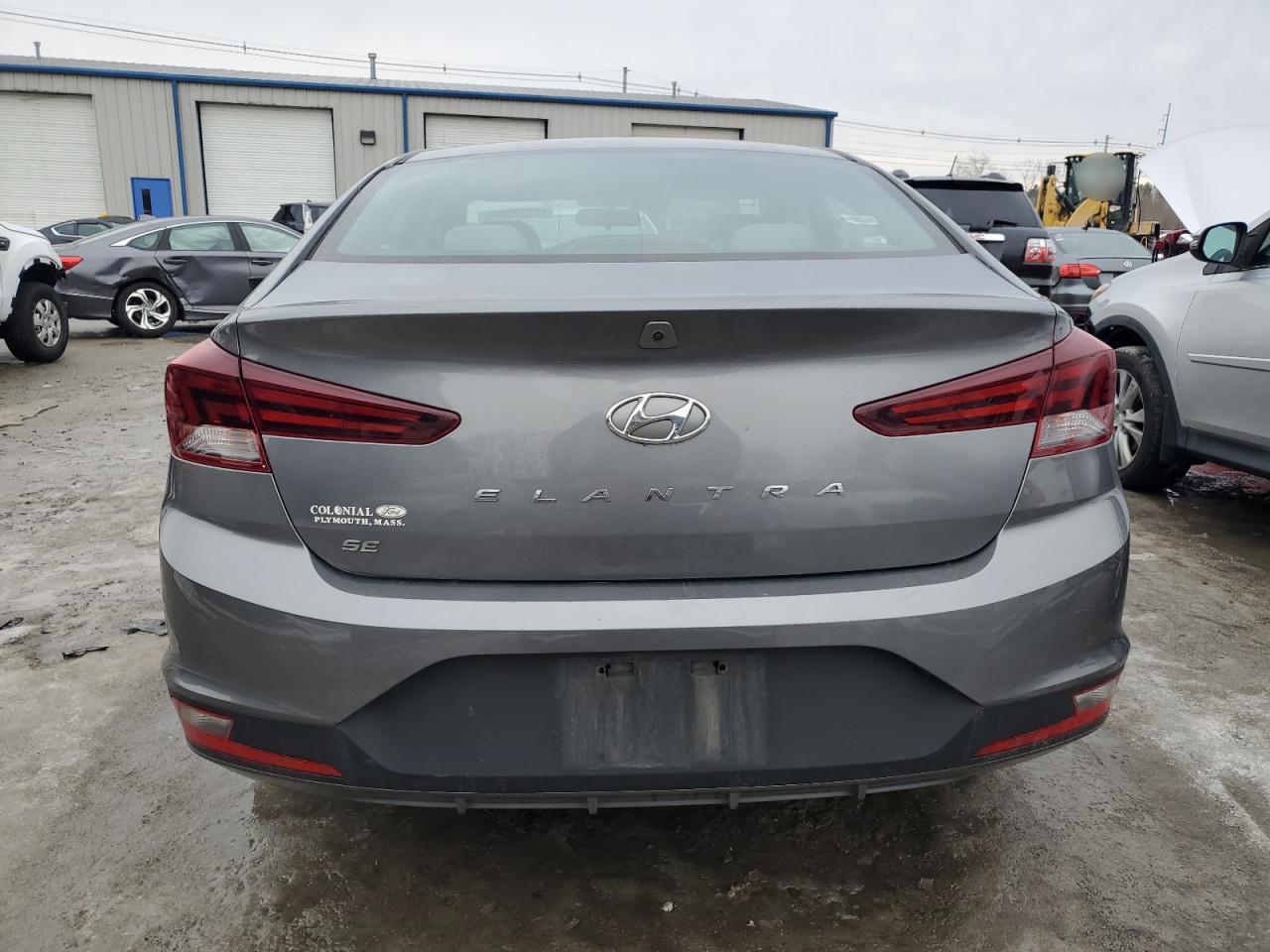 2019 Hyundai Elantra - Image 6
