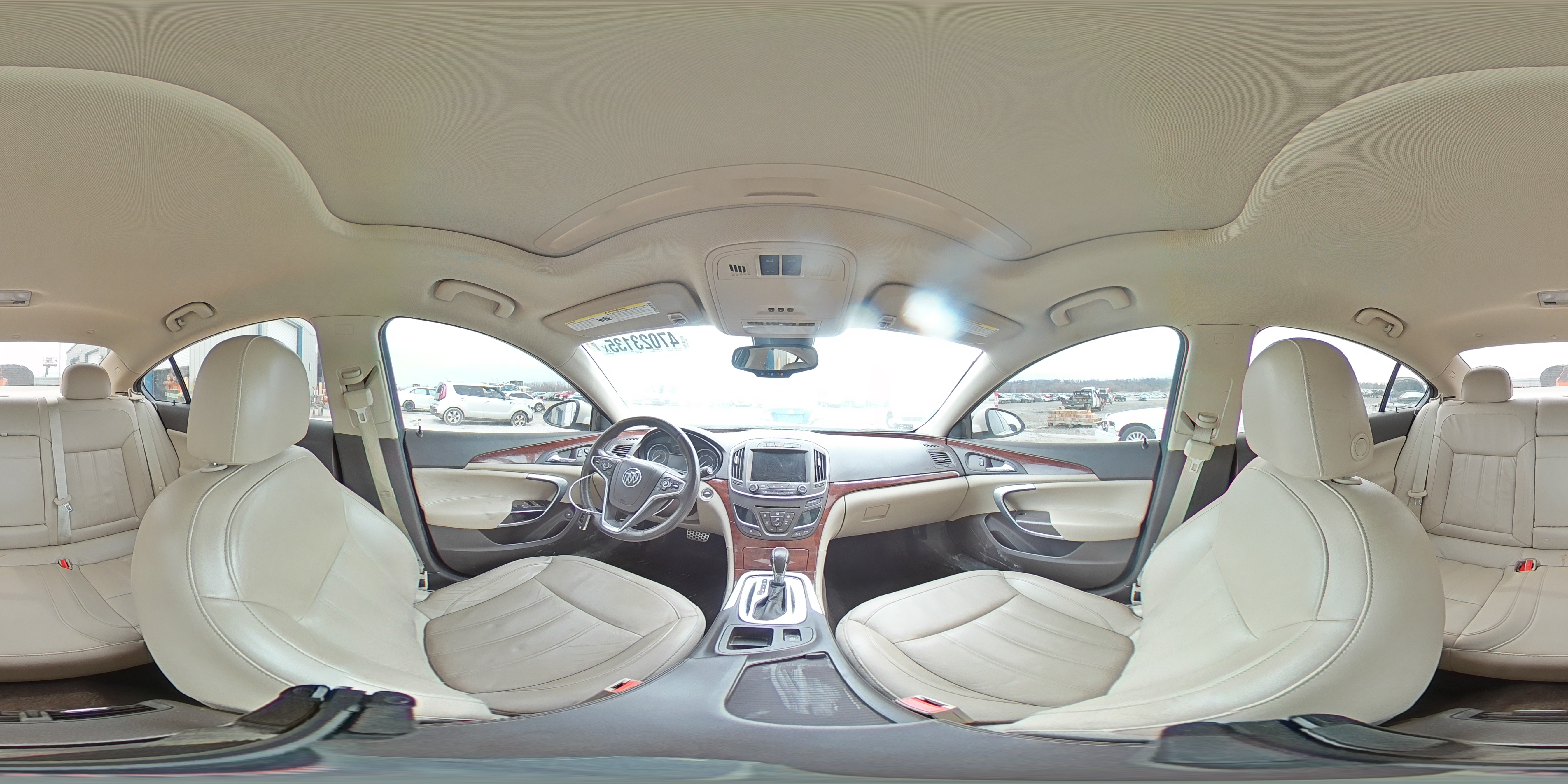 2014 Buick Regal - Image 14
