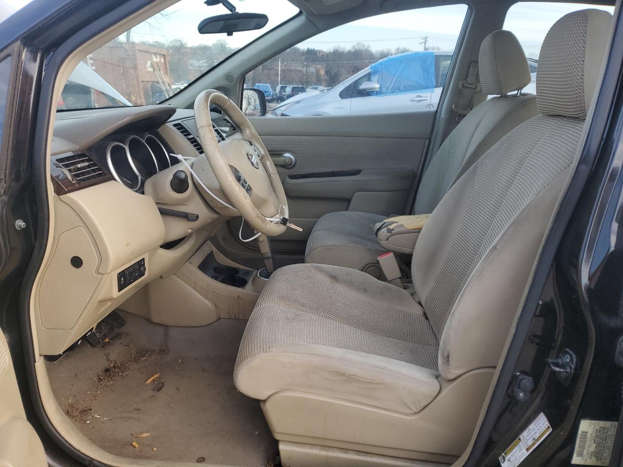 2011 Nissan Versa - Image 7
