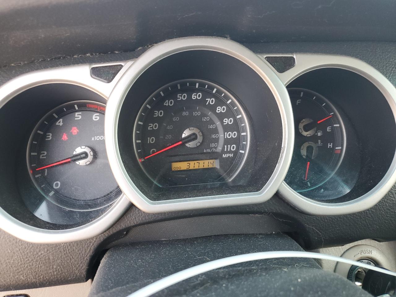 2003 Toyota 4Runner - Image 9