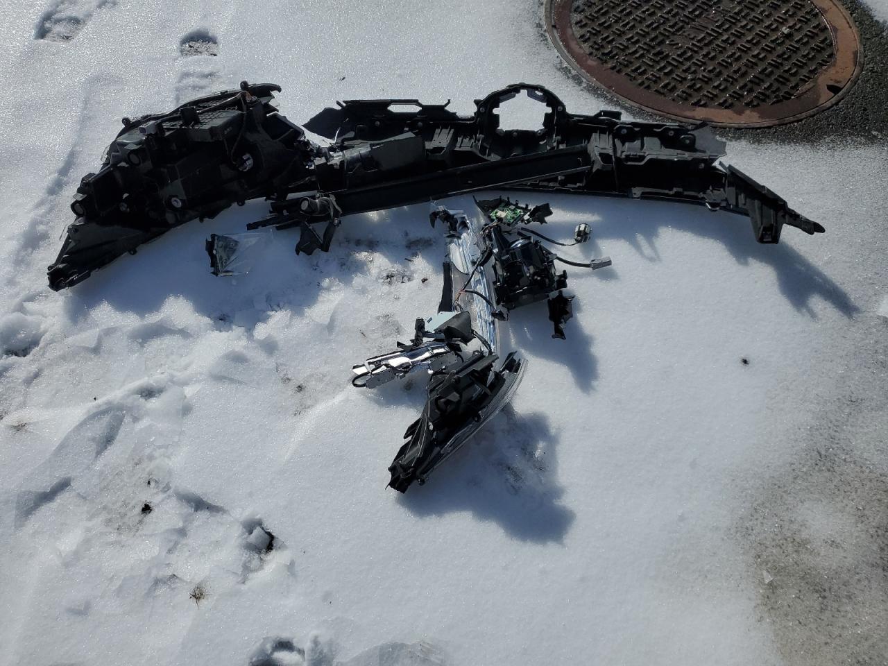 2023 Toyota RAV 4 - Image 13