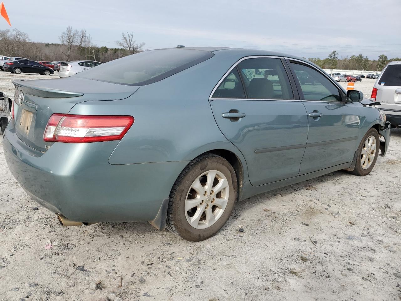 2010 Toyota Camry - Image 3