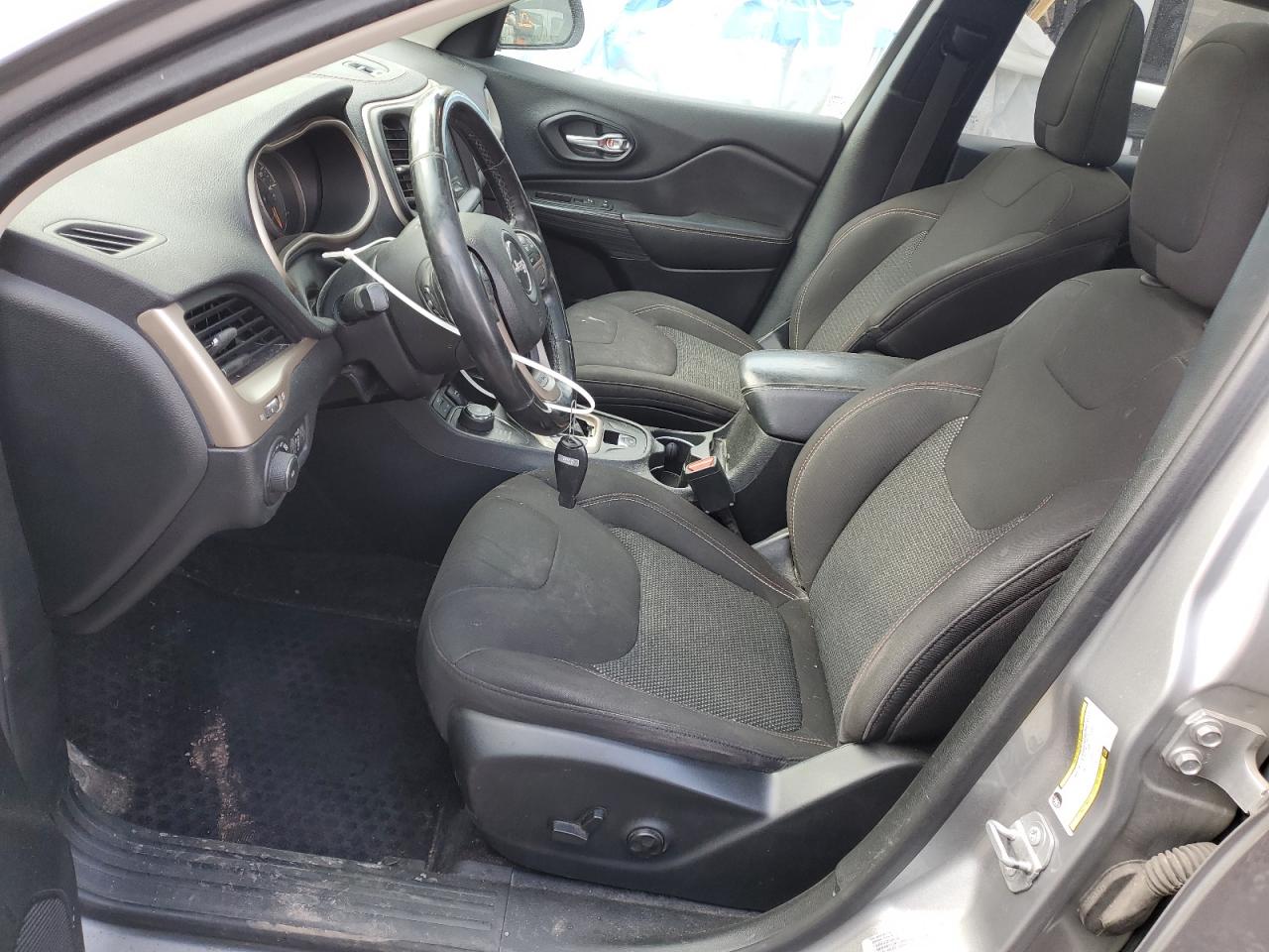 2016 Jeep Grand Cherokee - Image 7