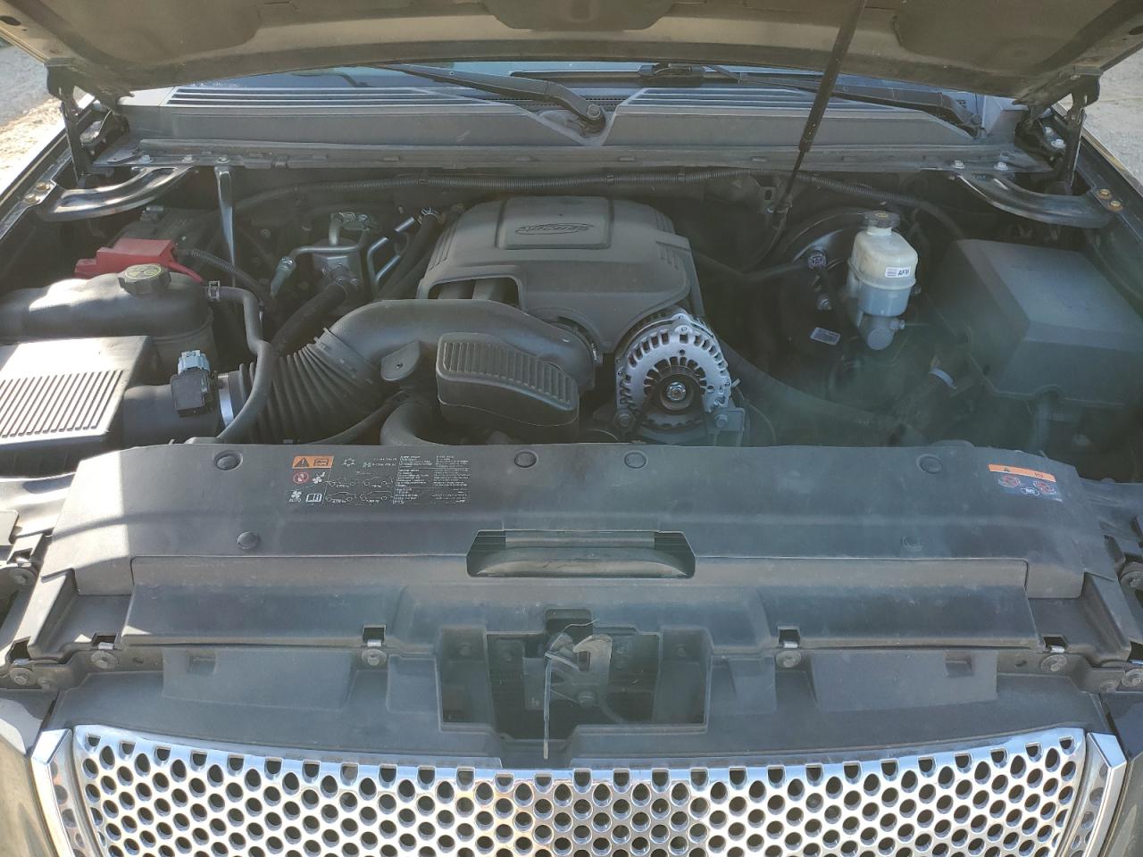 2012 GMC Yukon - Image 12