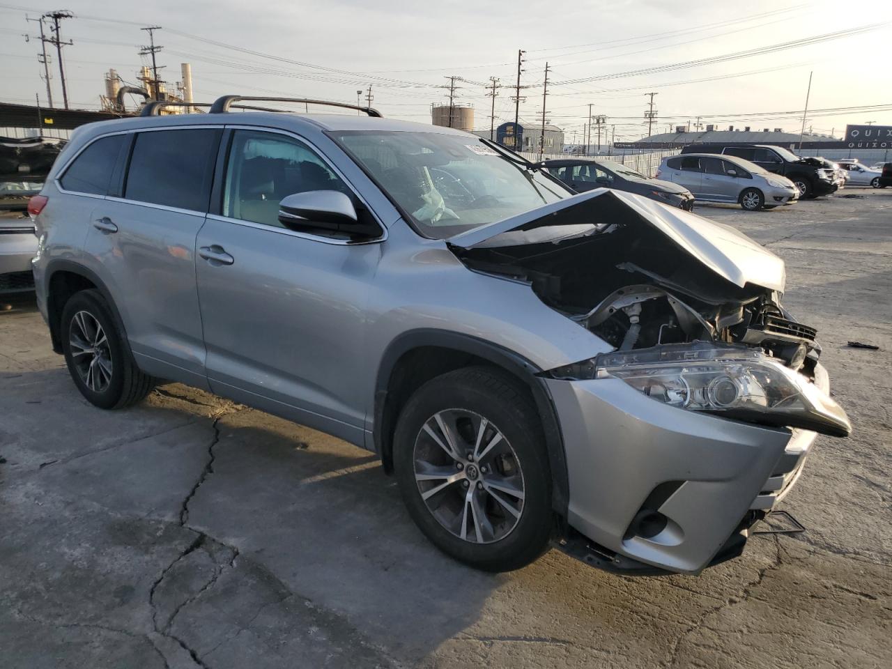 2018 Toyota Highlander - Image 4