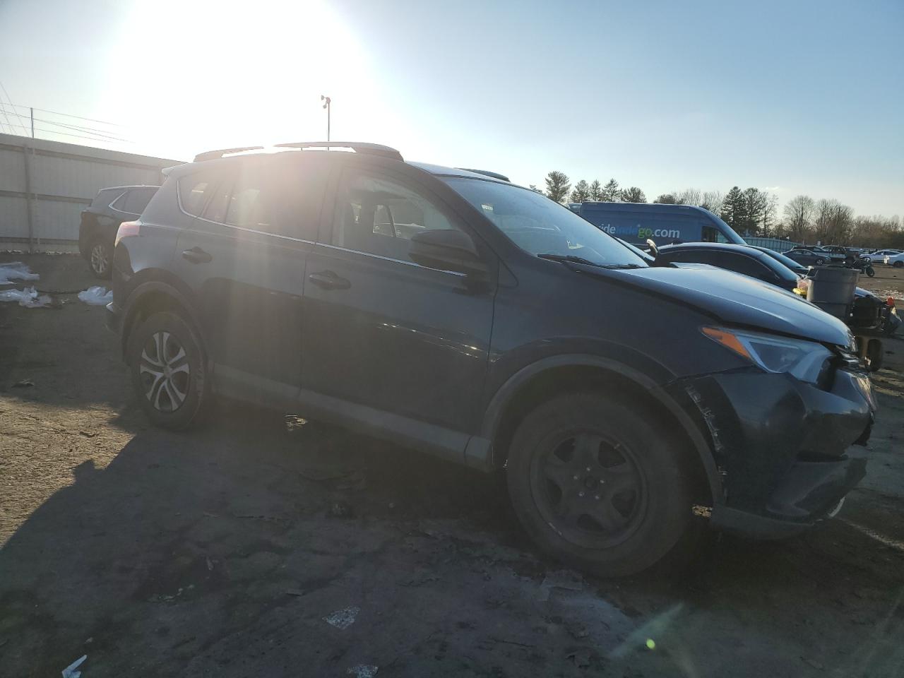 2017 Toyota RAV 4 - Image 4