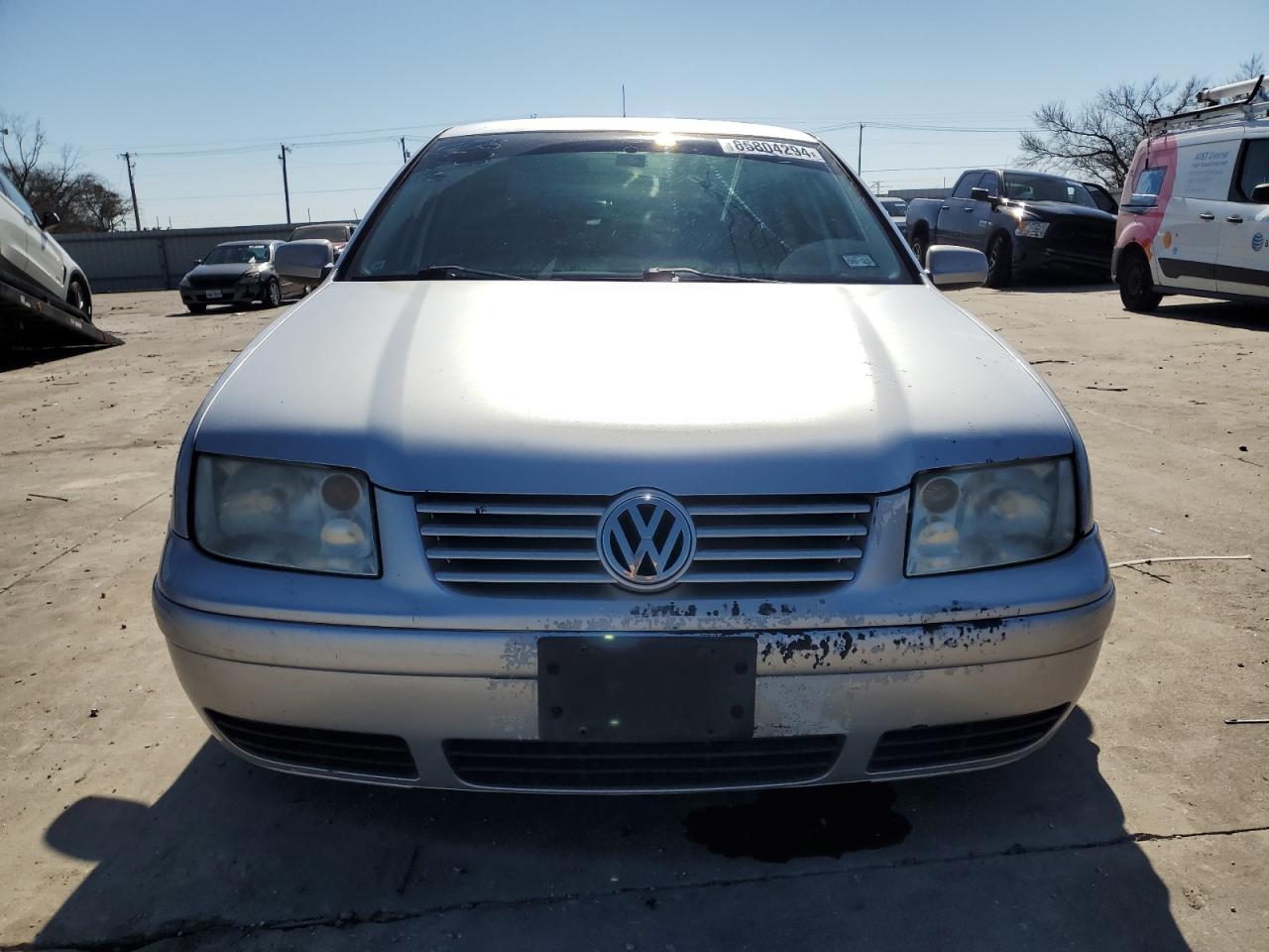 2000 Volkswagen Jetta - Image 5