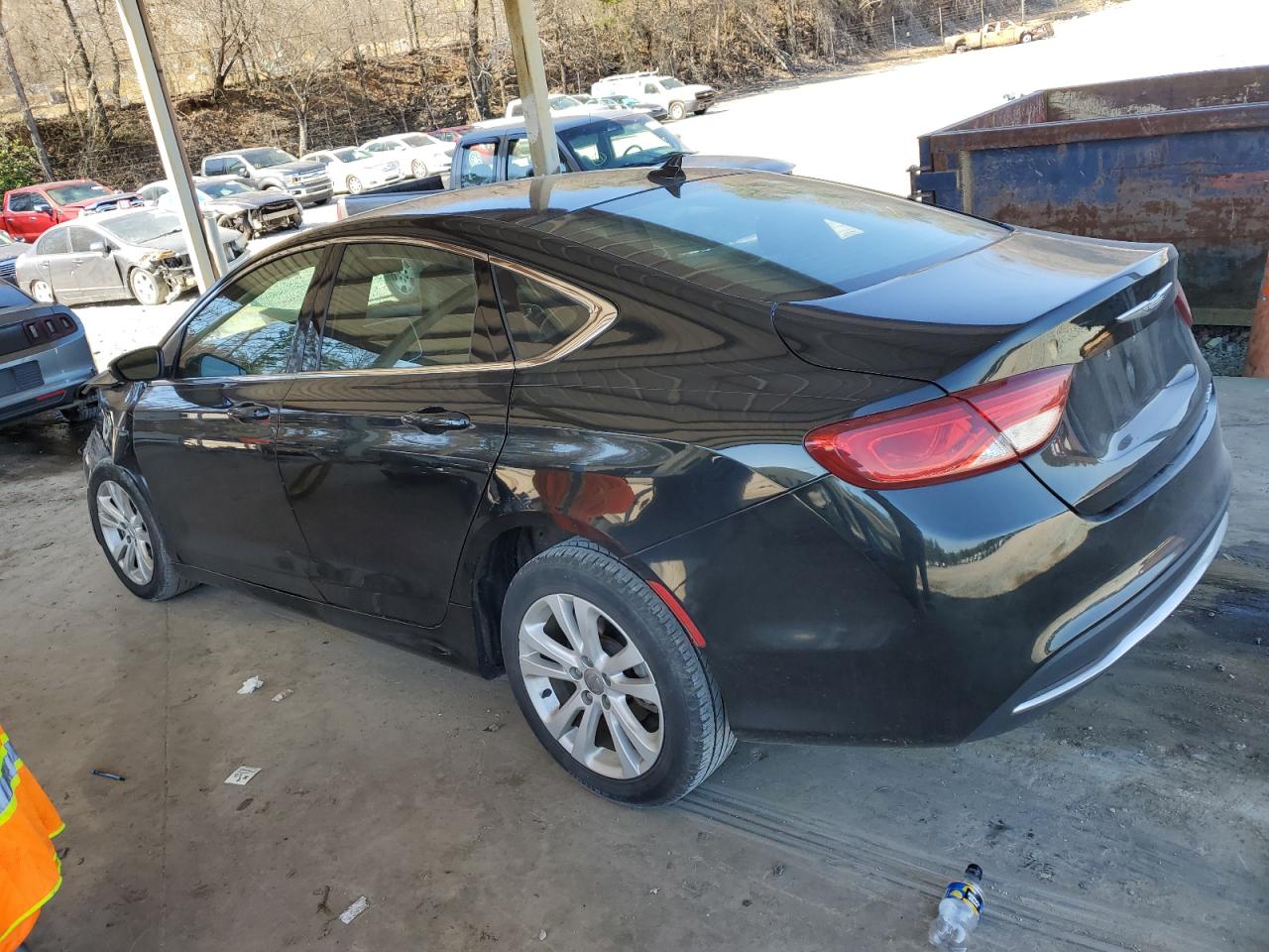 2016 Chrysler 200 - Image 2