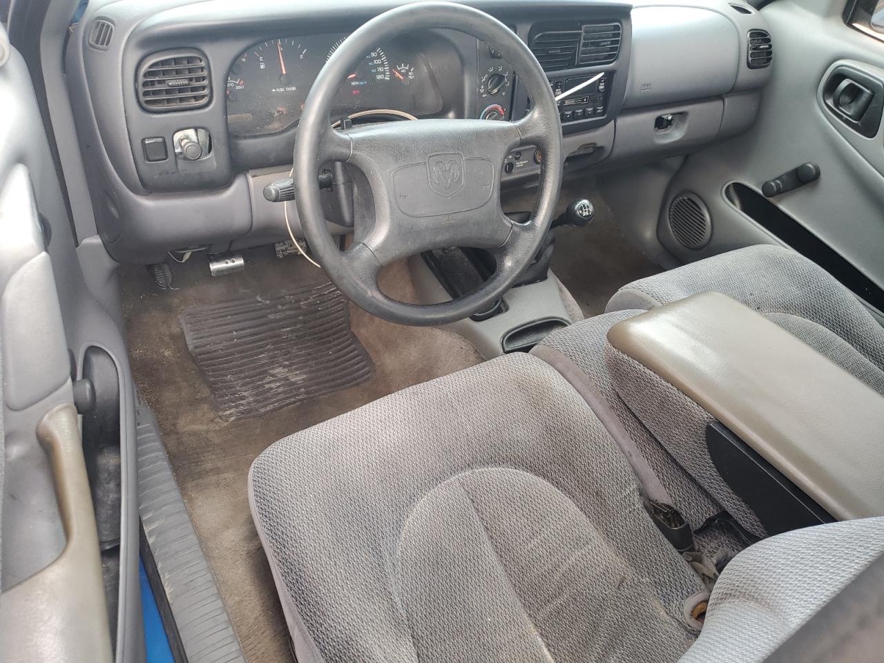 1998 Dodge Dakota - Image 8