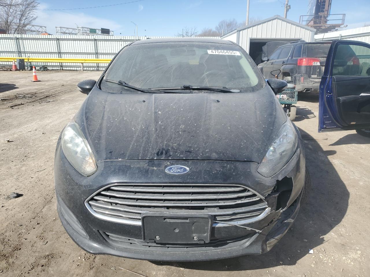 2015 Ford Fiesta - Image 5