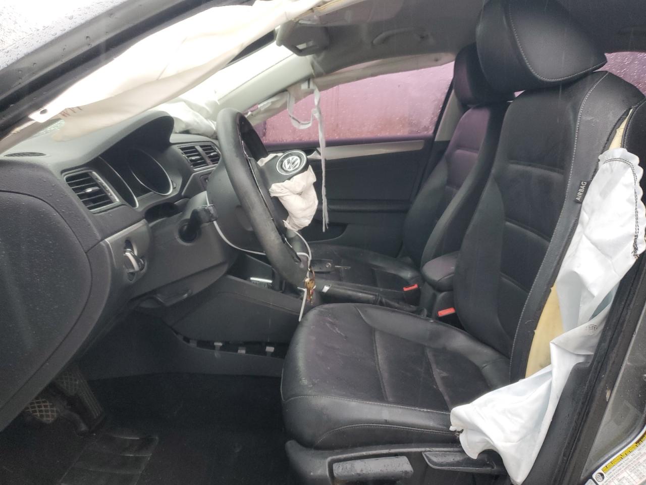 2018 Volkswagen Jetta - Image 7