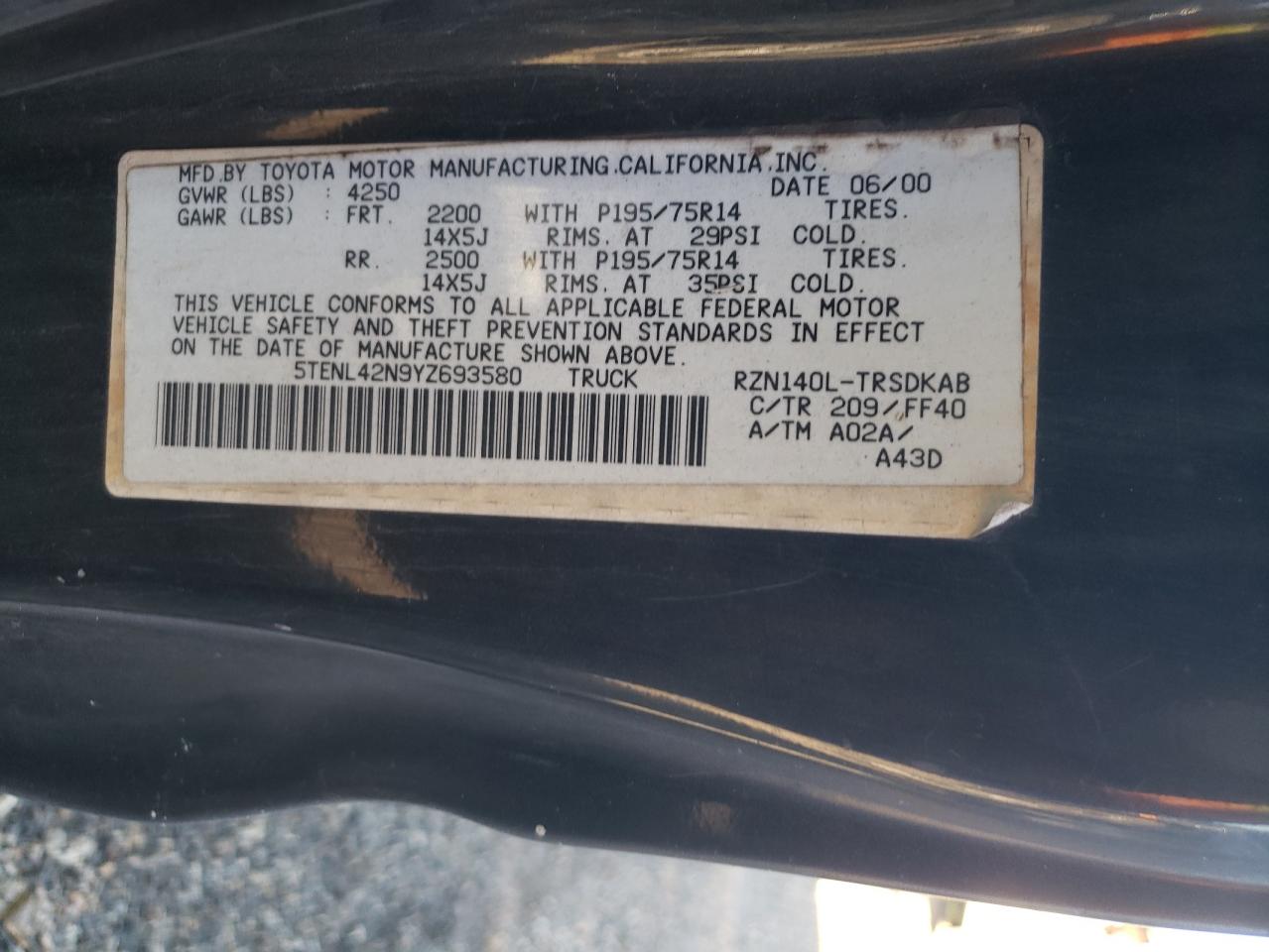 2000 Toyota Tacoma - Image 13