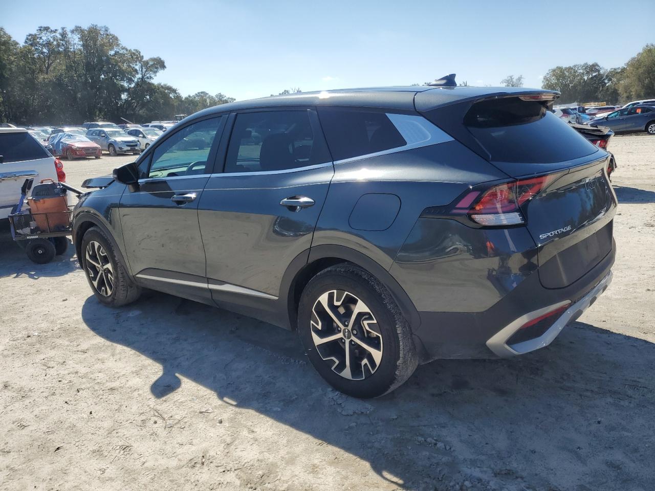 2023 Kia Sportage - Image 2