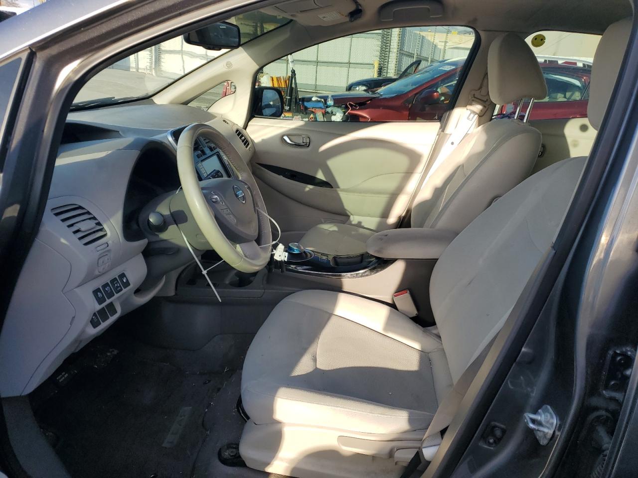 2015 Nissan Leaf - Image 7