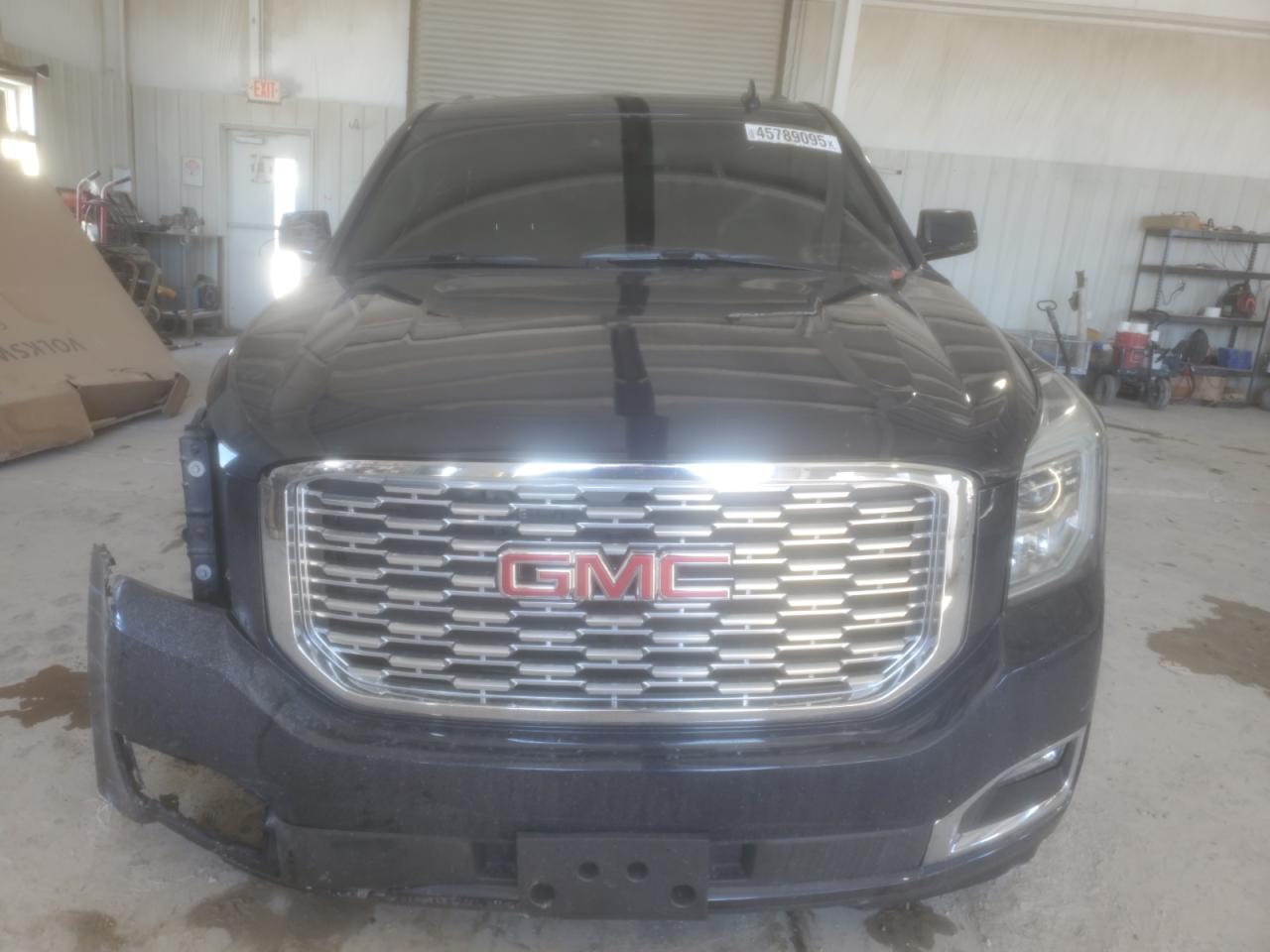 2018 GMC Yukon - Image 5