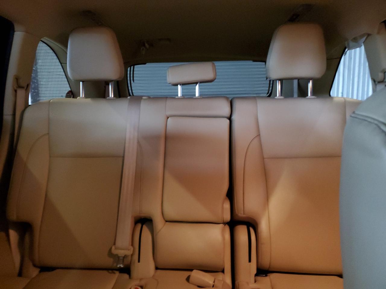 2019 Toyota Highlander - Image 10