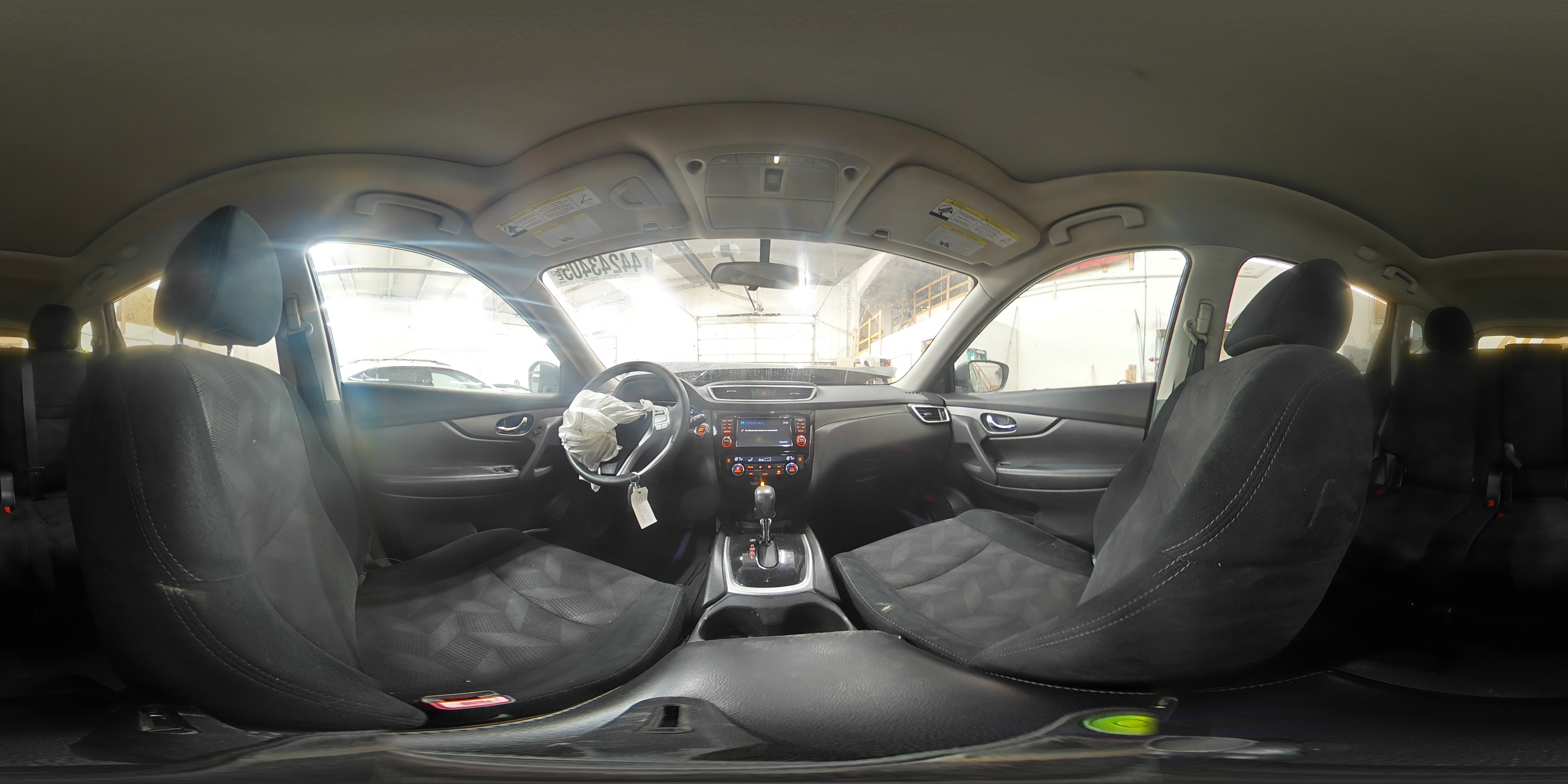 2016 Nissan Rogue - Image 14