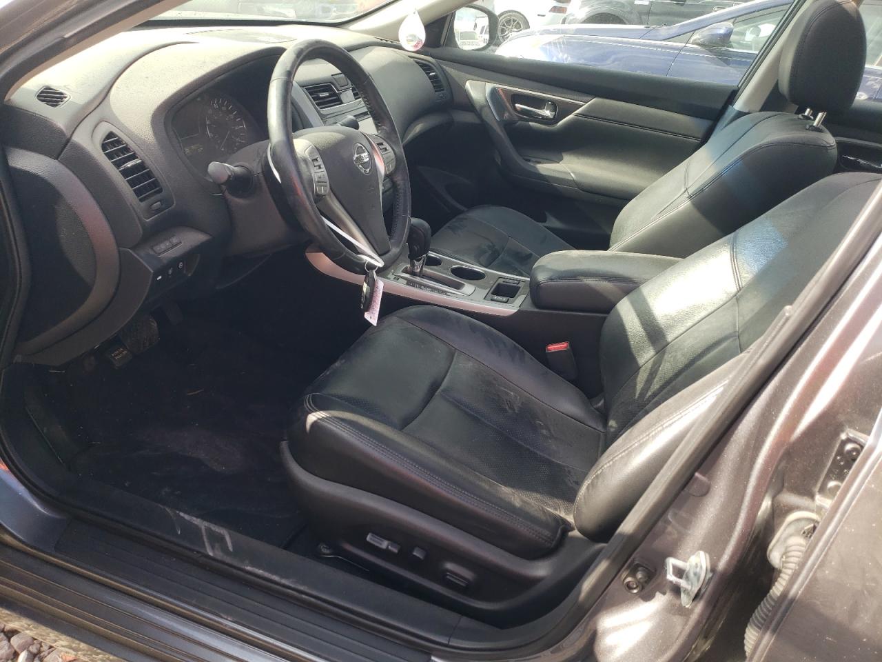 2015 Nissan Altima - Image 7