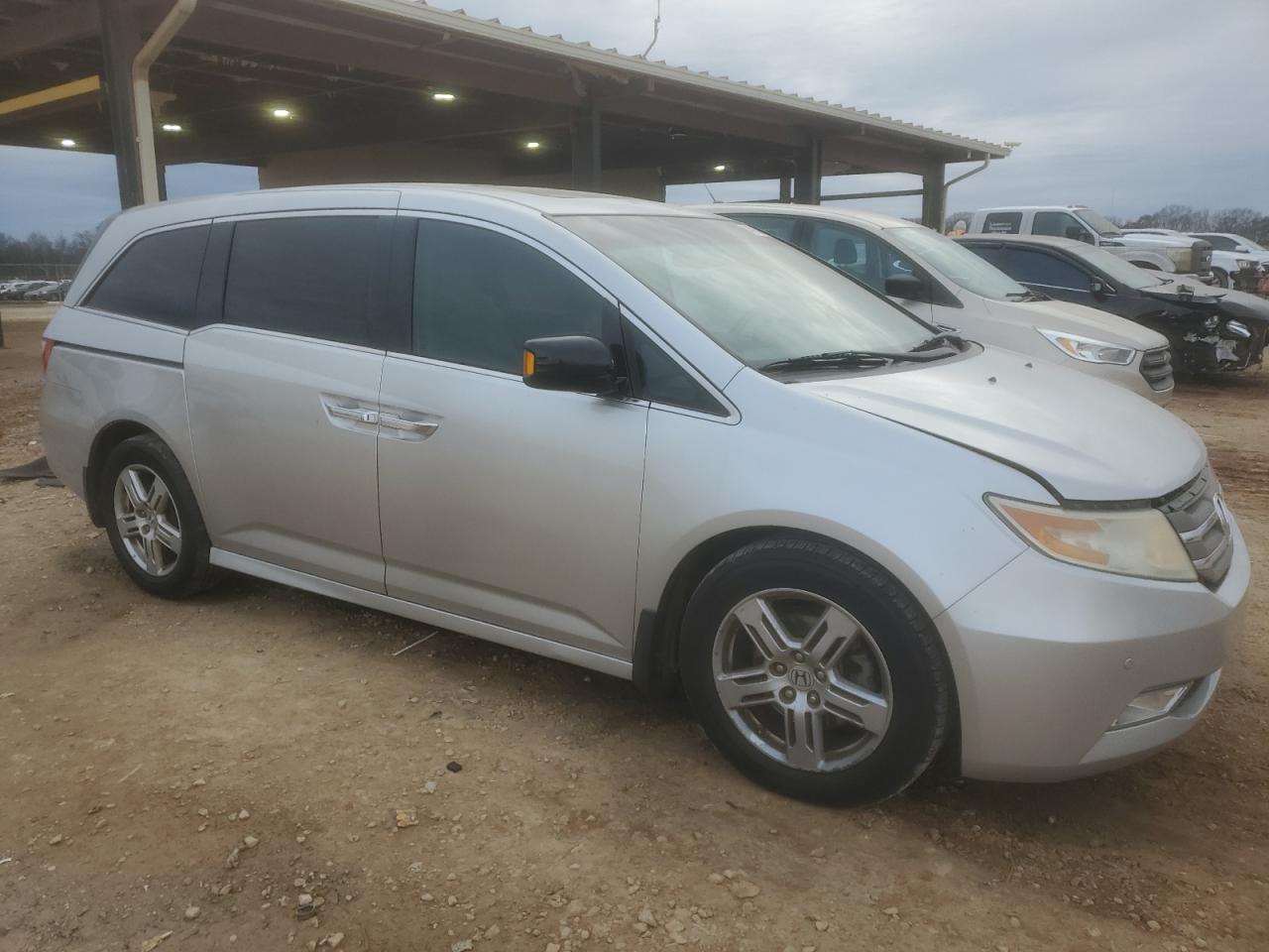 2011 Honda Odyssey - Image 4