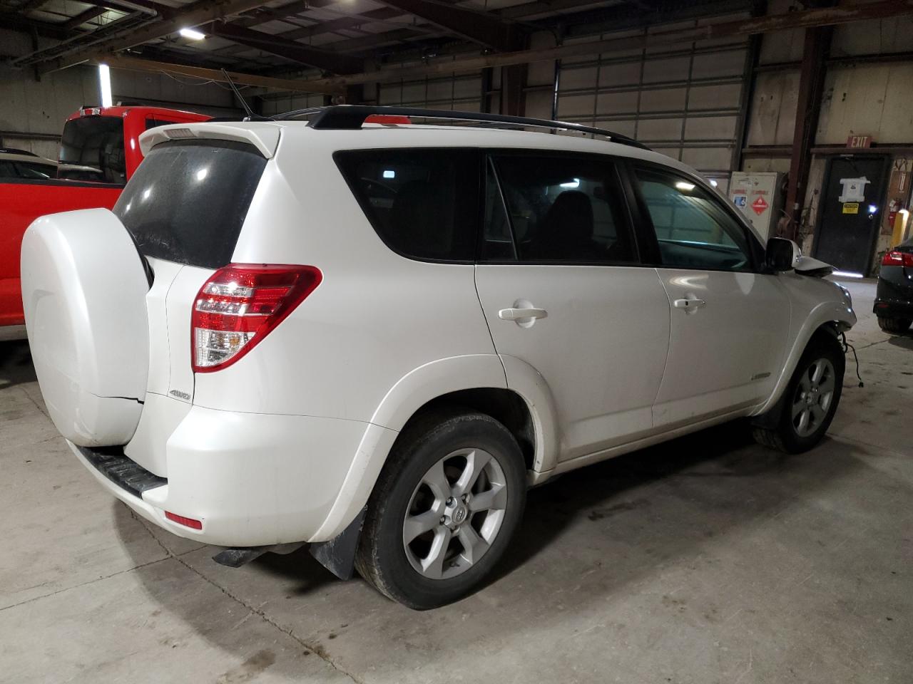 2012 Toyota RAV 4 - Image 3
