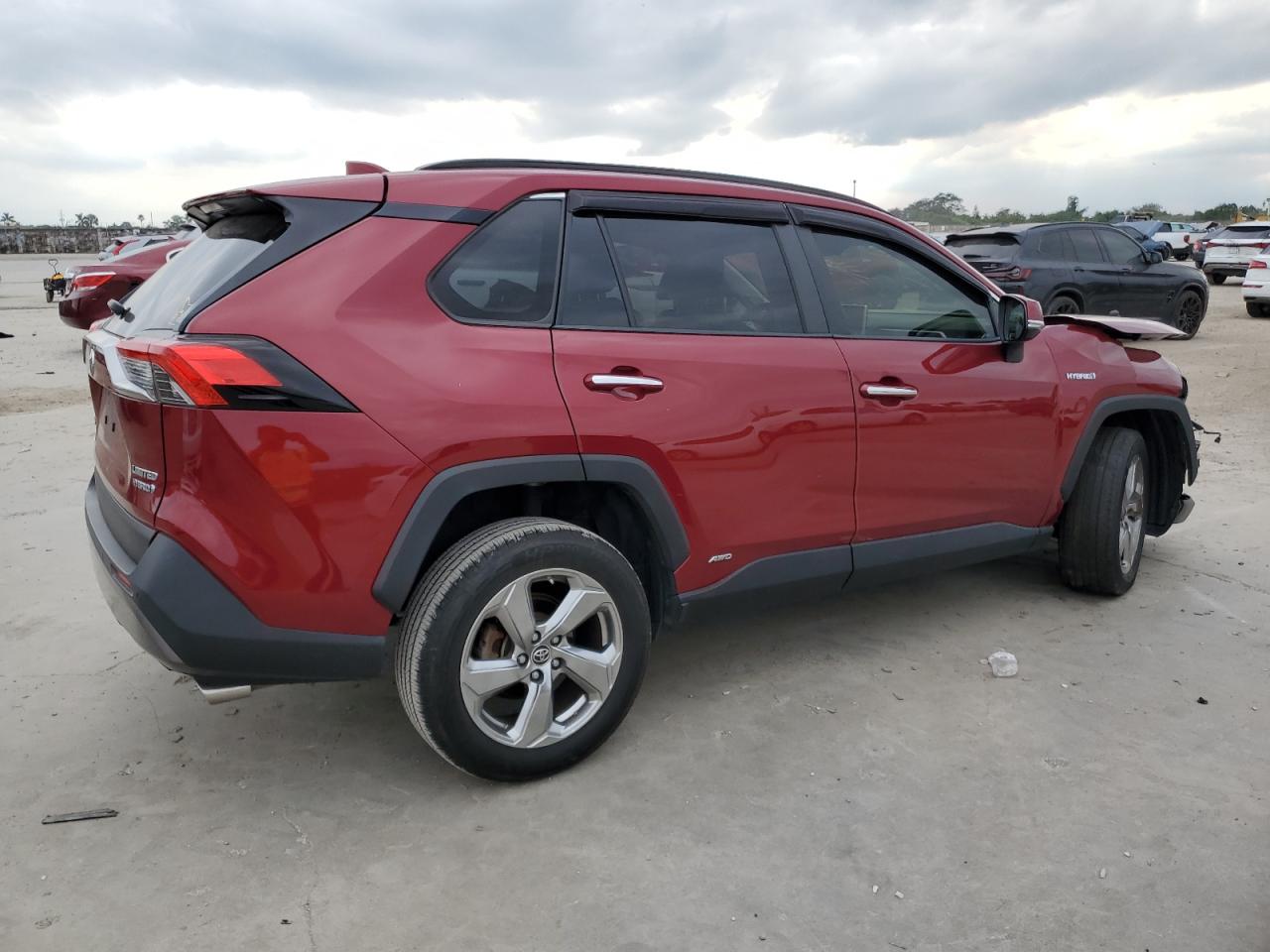 2019 Toyota RAV 4 - Image 3