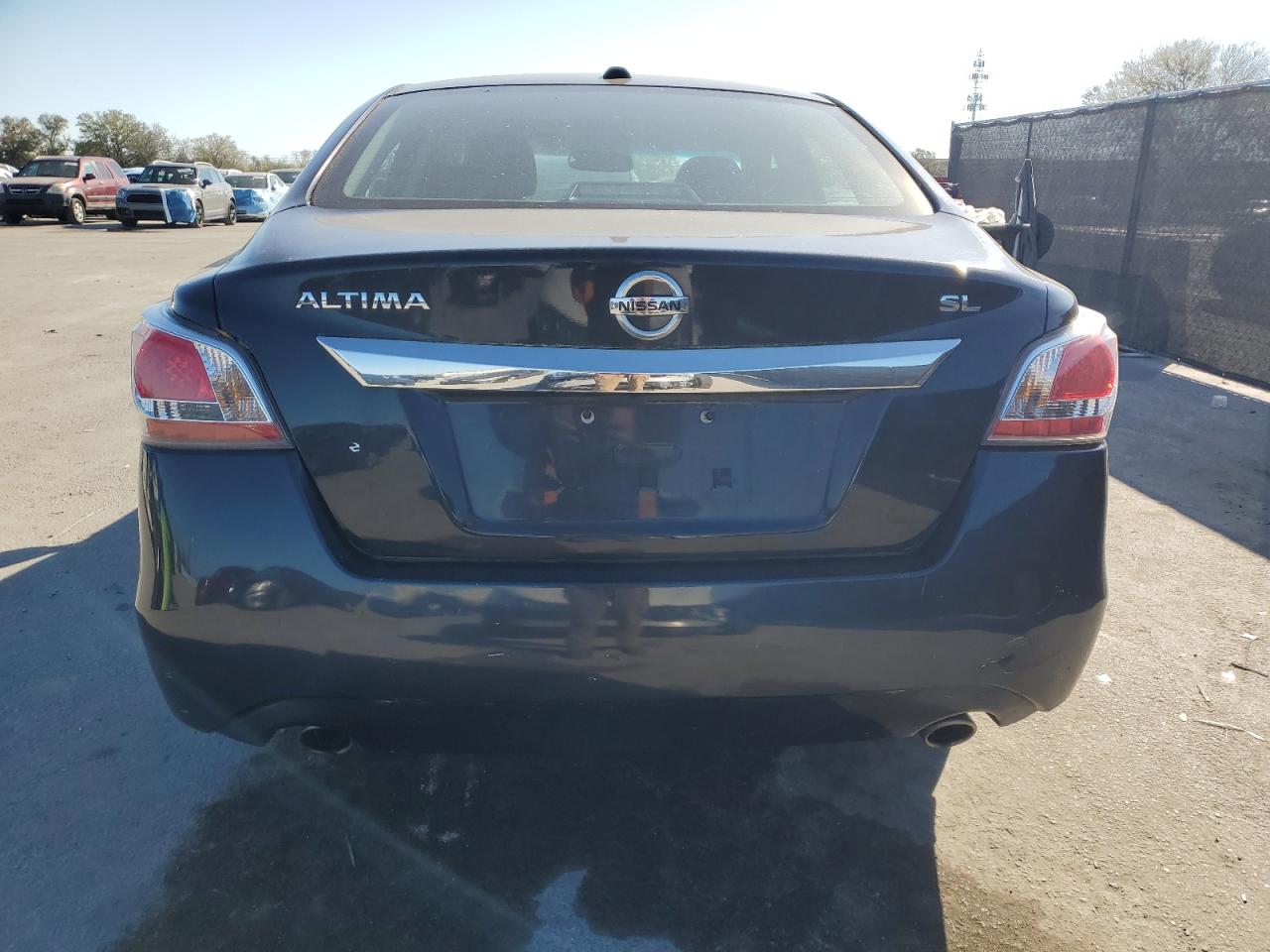 2015 Nissan Altima - Image 6