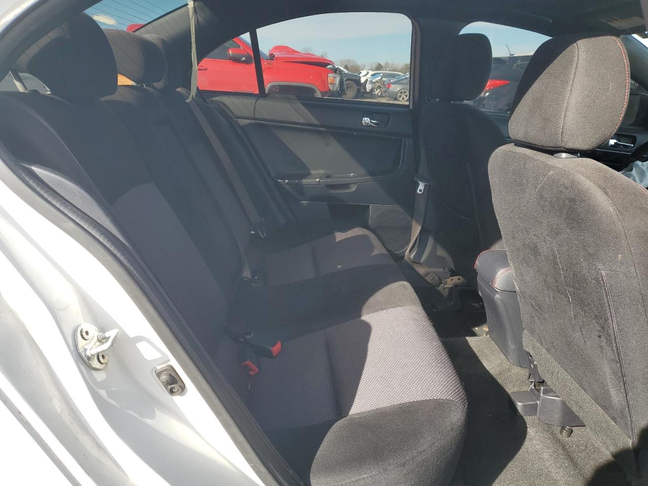 2017 Mitsubishi Lancer - Image 11