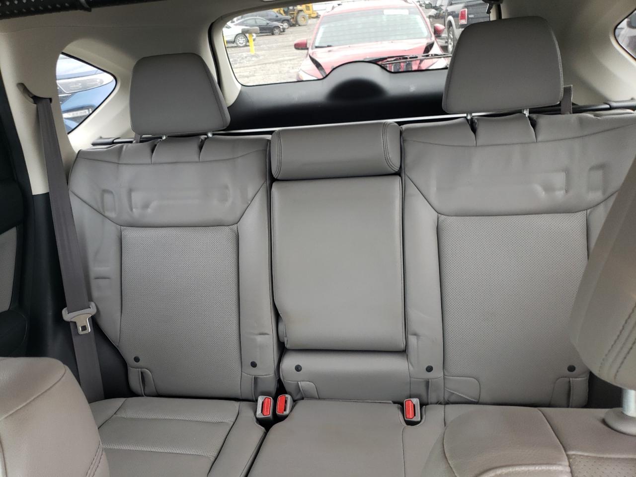 2016 Honda CR-V - Image 10