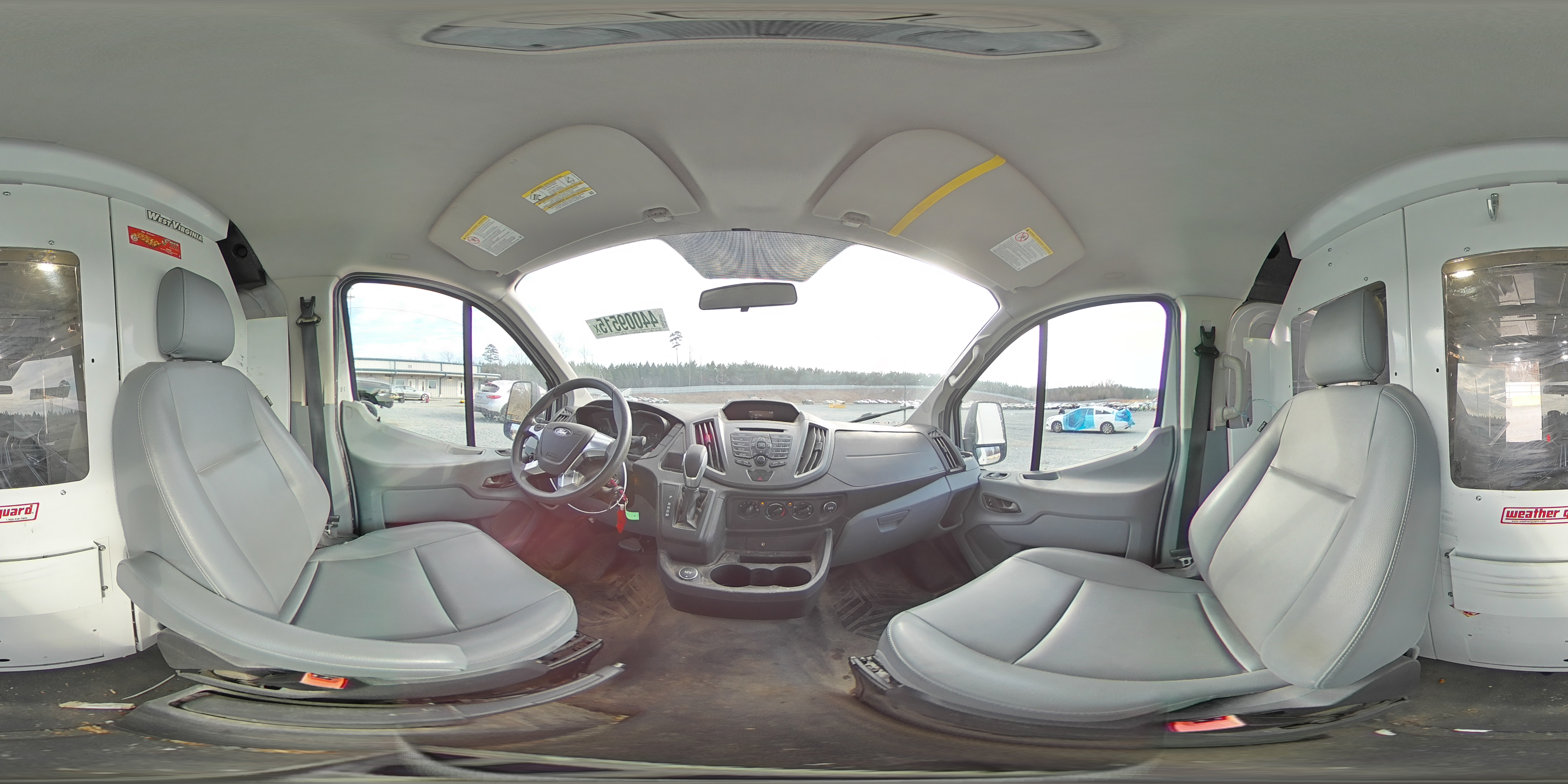 2017 Ford Transit - Image 14