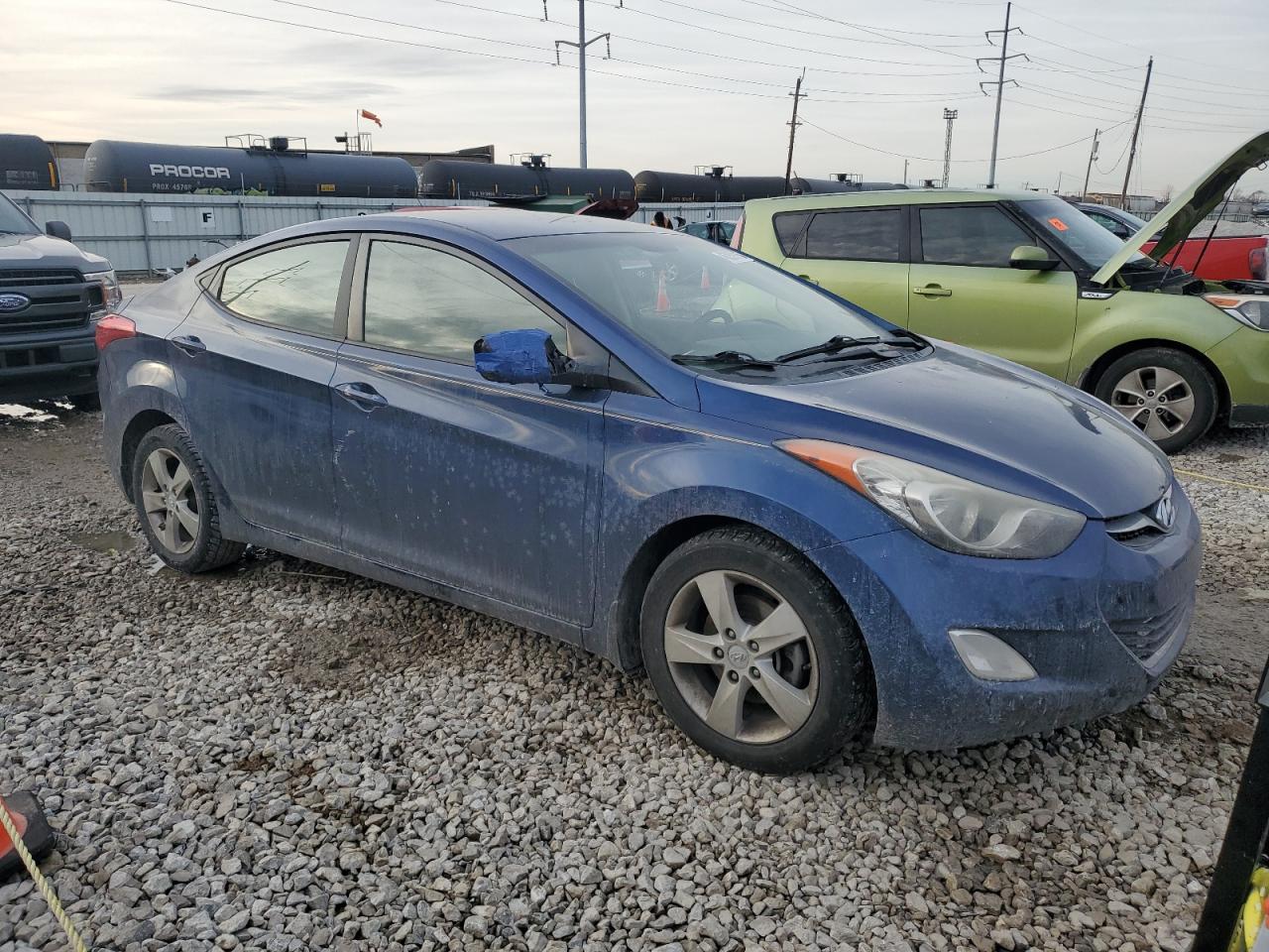 2013 Hyundai Elantra - Image 4