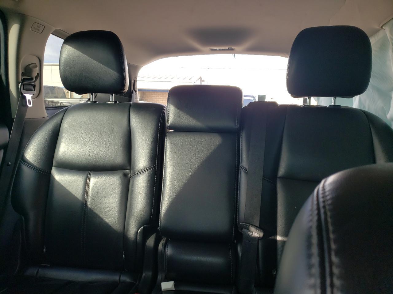 2015 Nissan Pathfinder - Image 10