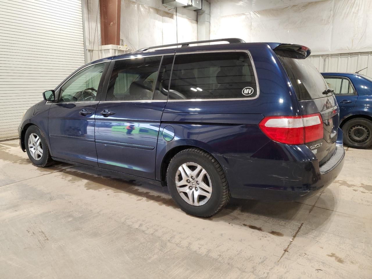 2006 Honda Odyssey - Image 2
